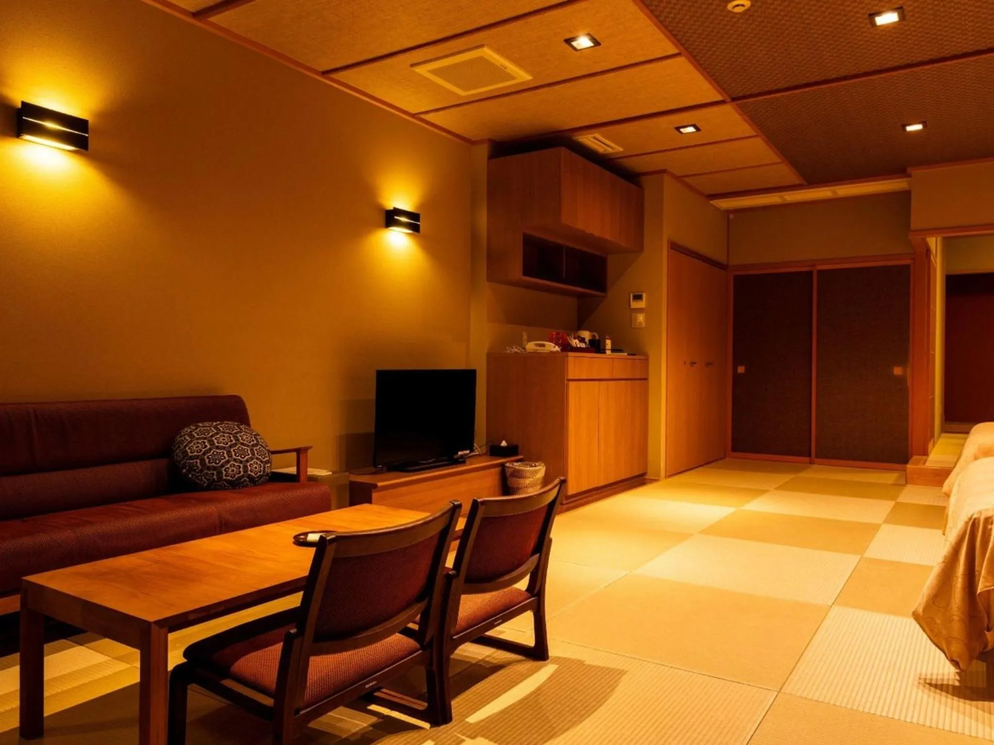 Photo of the whole room in Manten no Yado