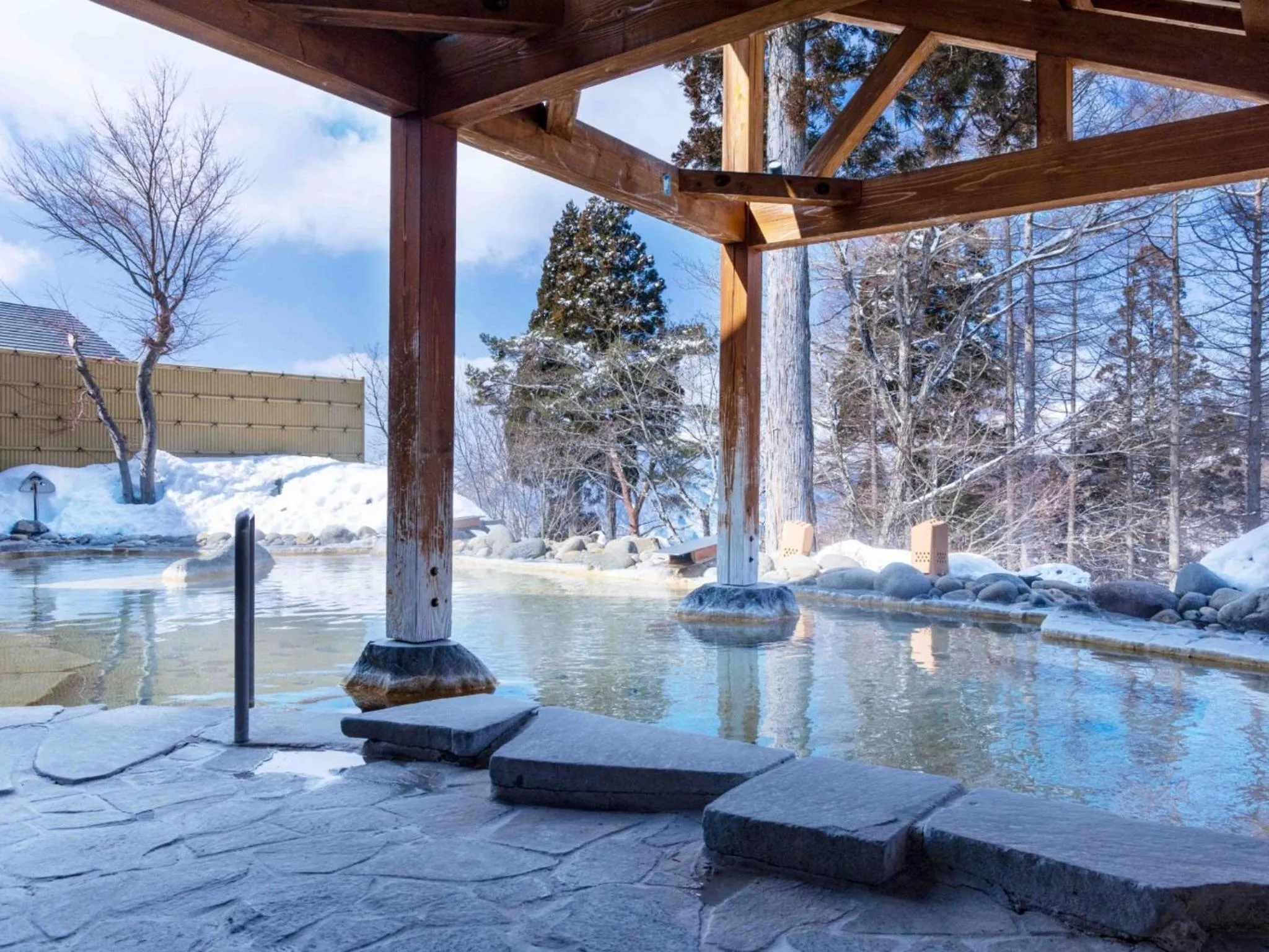 Open Air Bath in Manten no Yado