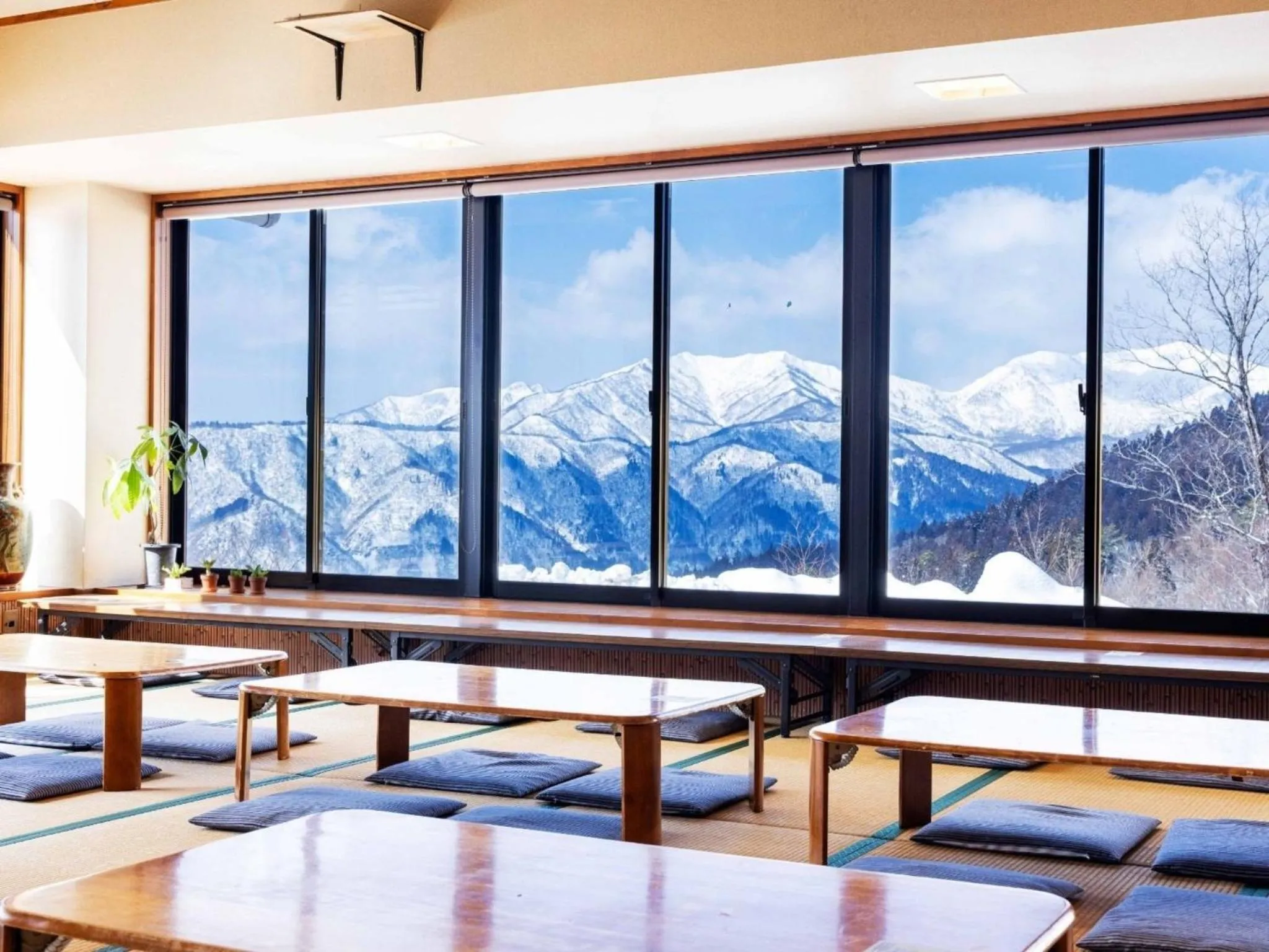 Restaurant/places to eat in Manten no Yado