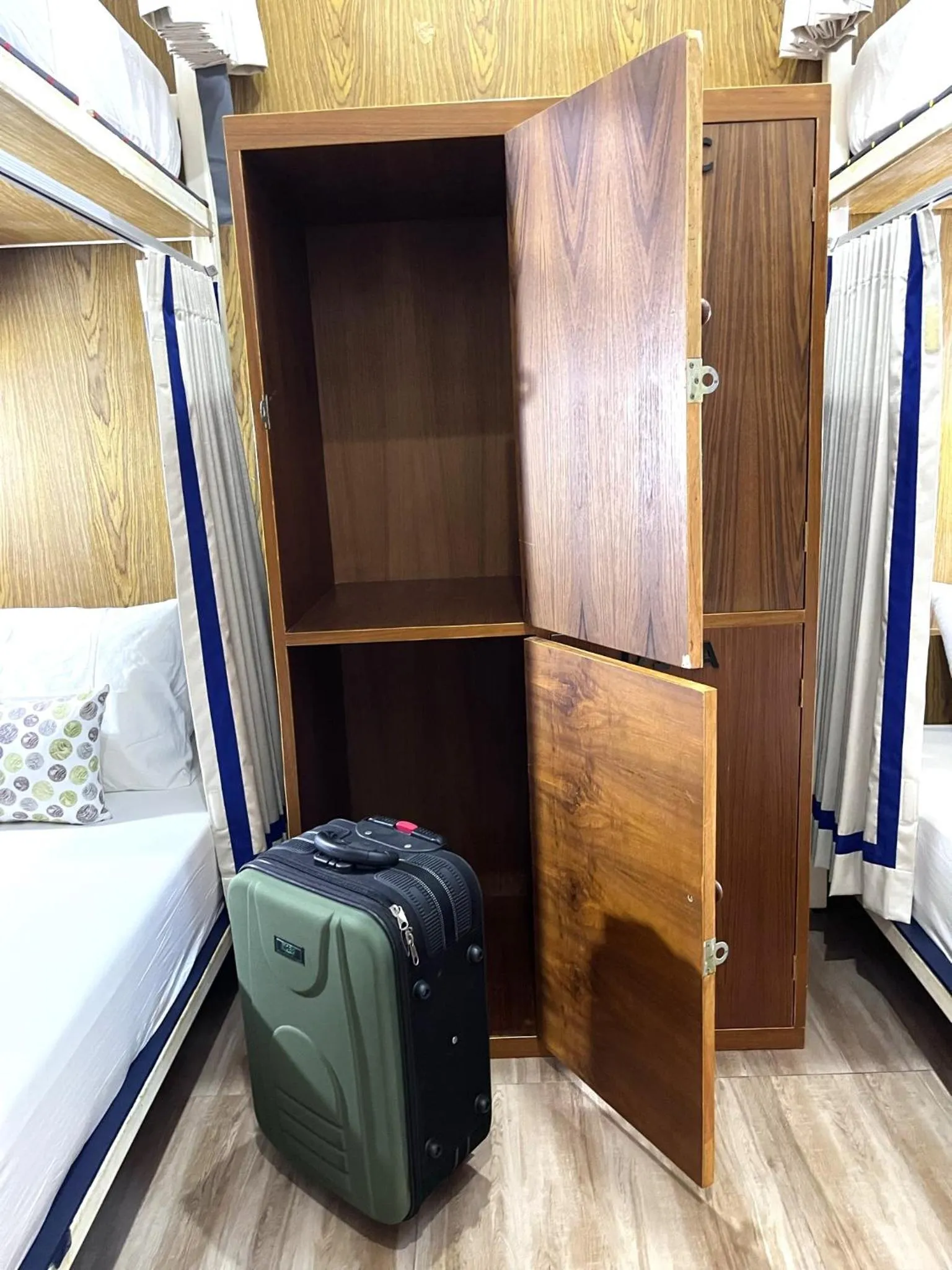 Bed in Hanuman VIP Hostel