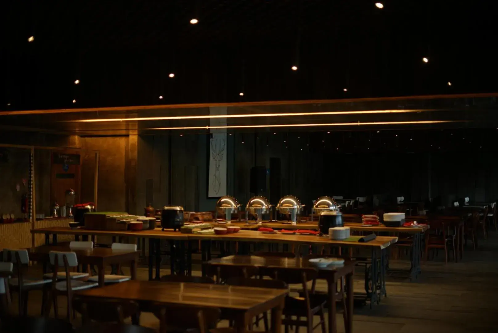 Restaurant/places to eat in Hotel Dafam Wonosobo Restaurant/places to eat in Hotel Dafam Wonosobo