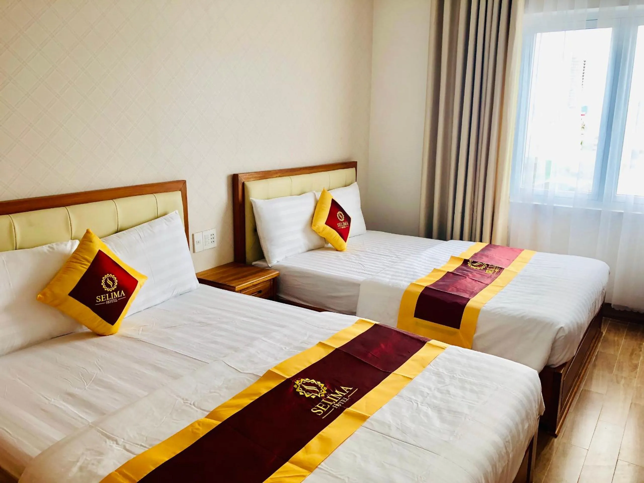 Bedroom, Bed in Selima Hotel