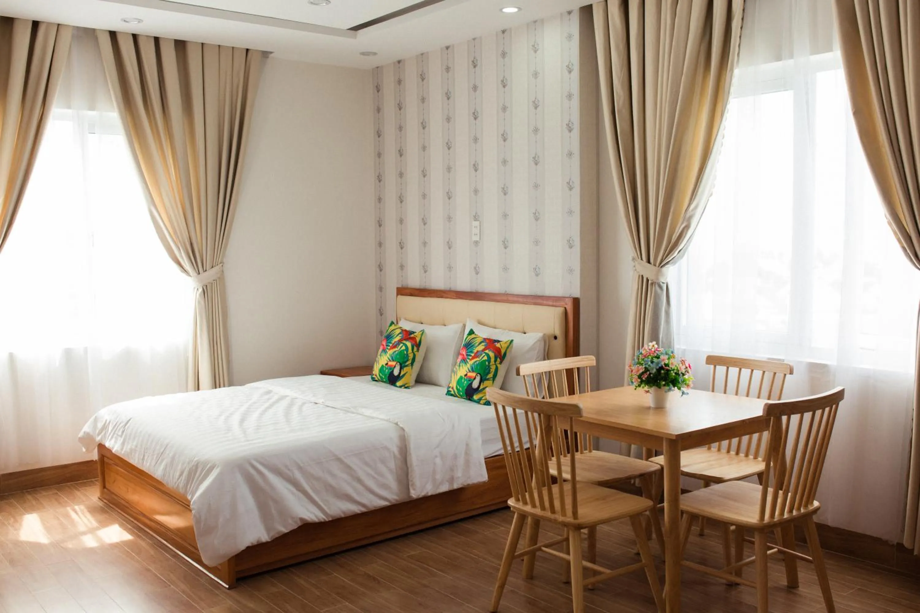 Bedroom, Bed in Selima Hotel