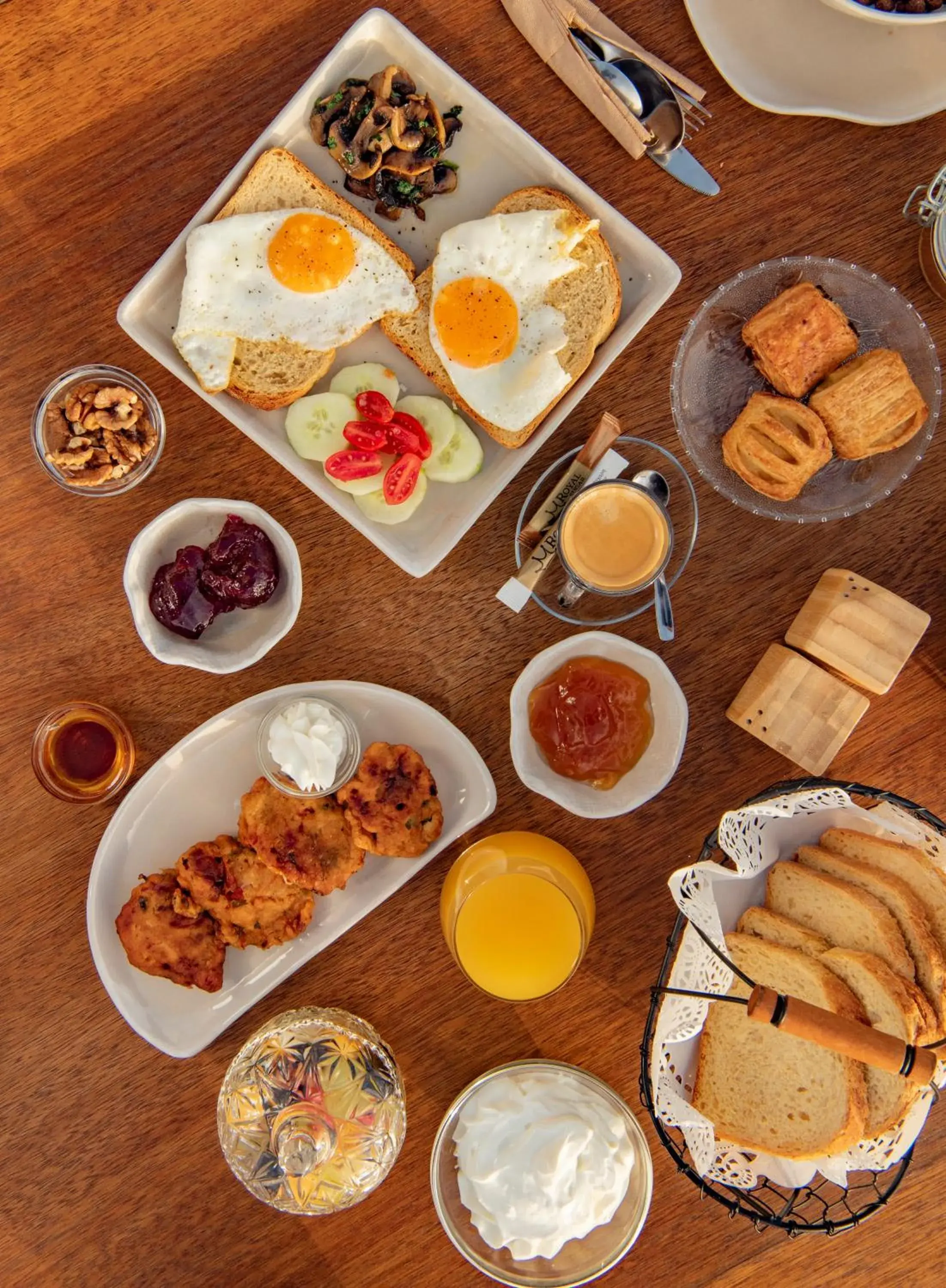 Continental breakfast in Nano Suites Continental breakfast in Nano Suites