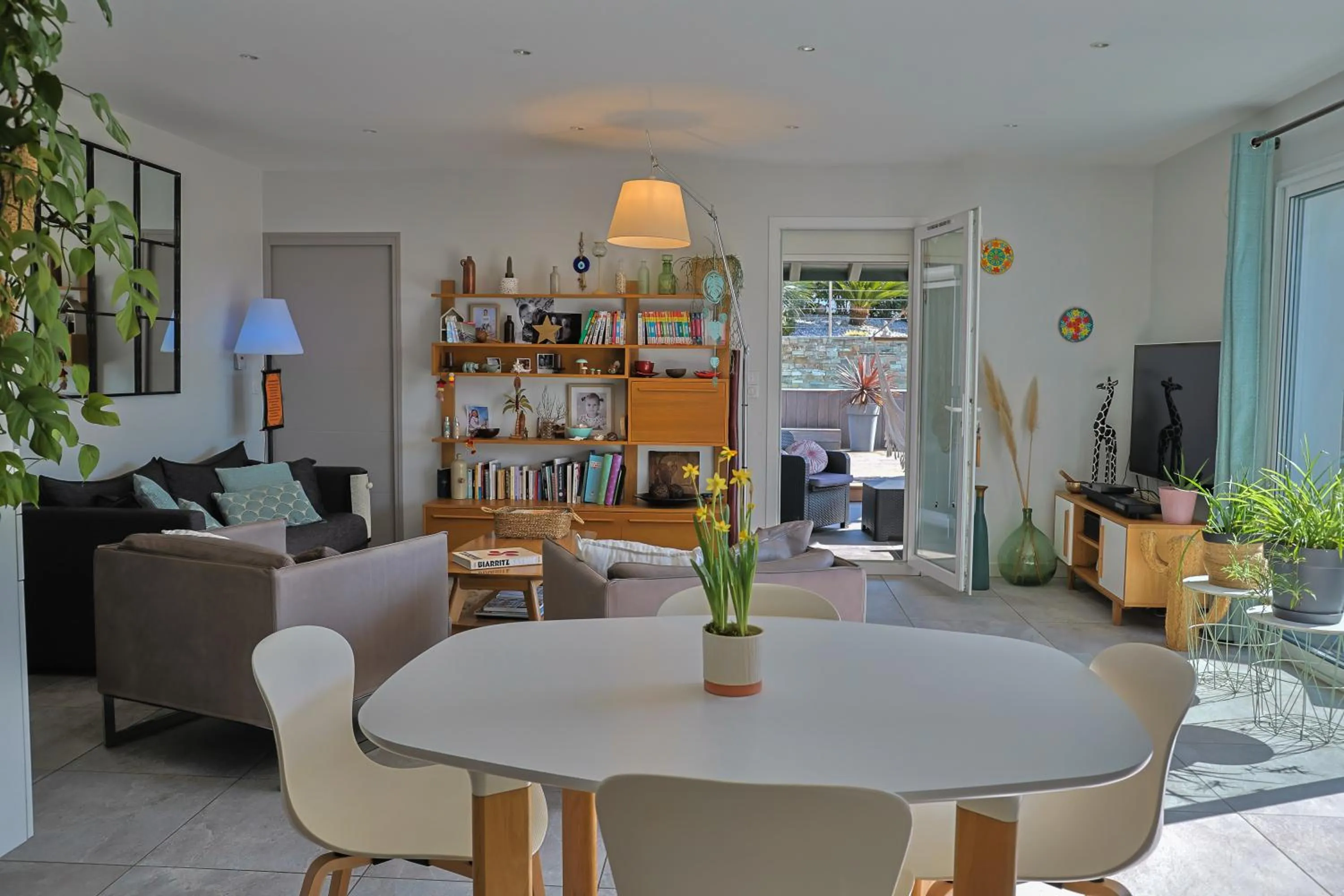 Library in MAISON GANTTIPIENEA