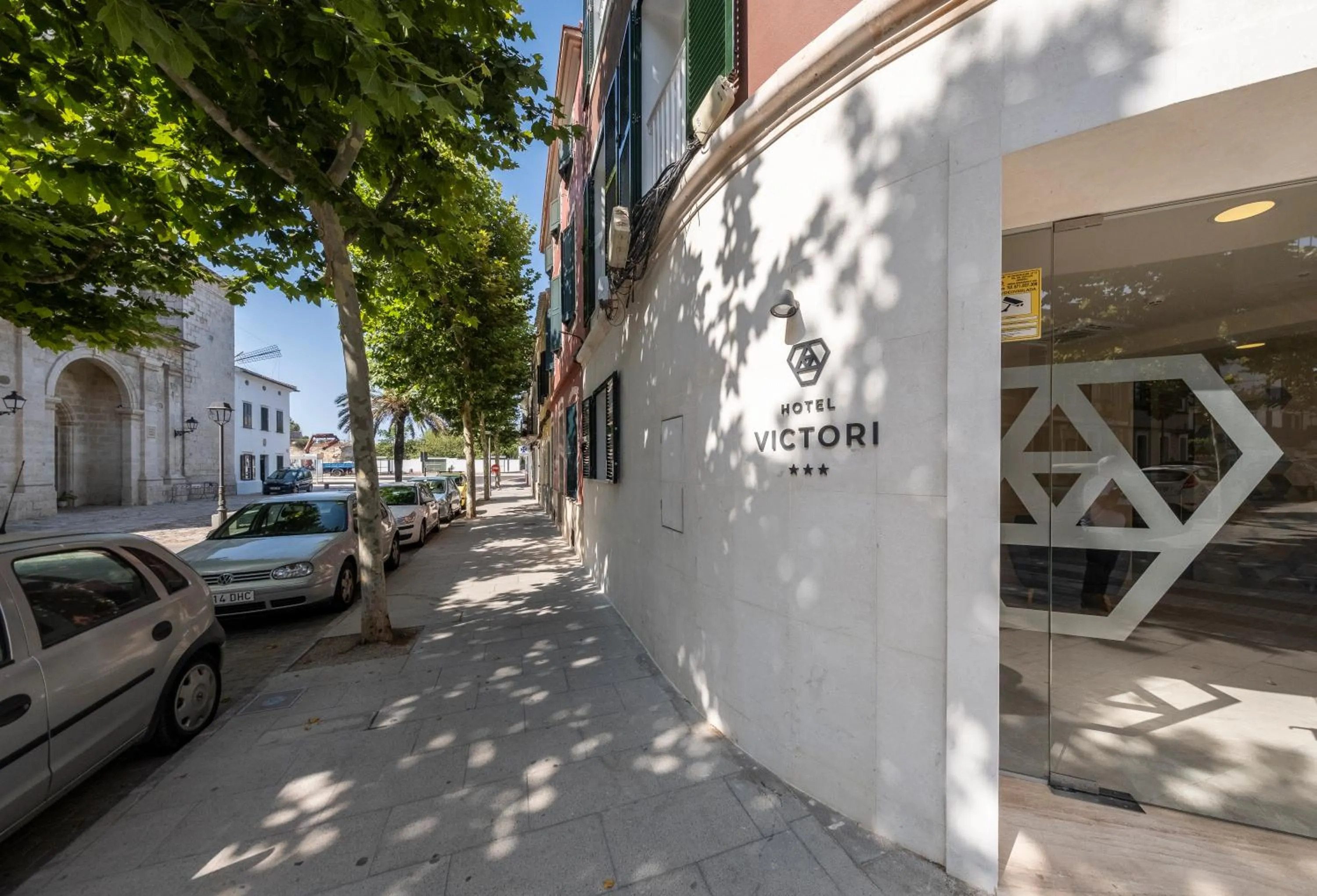 Property building in Hotel Victori