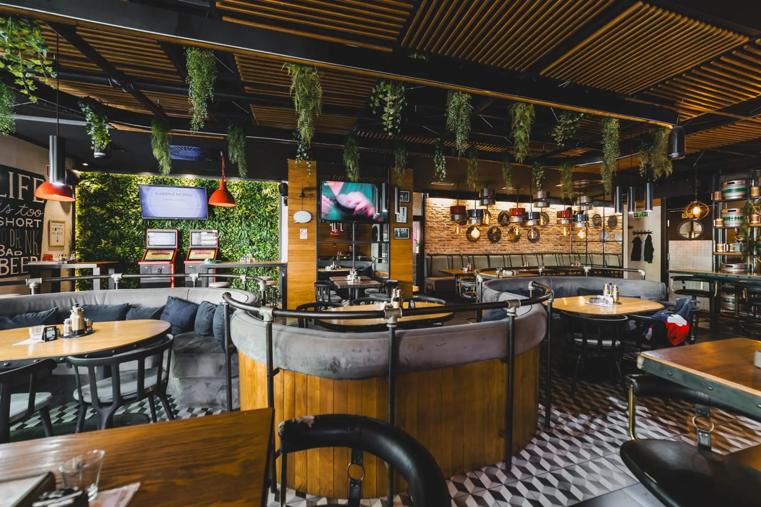 Restaurant/places to eat in Hotel 219 Budva Restaurant/places to eat in Hotel 219 Budva