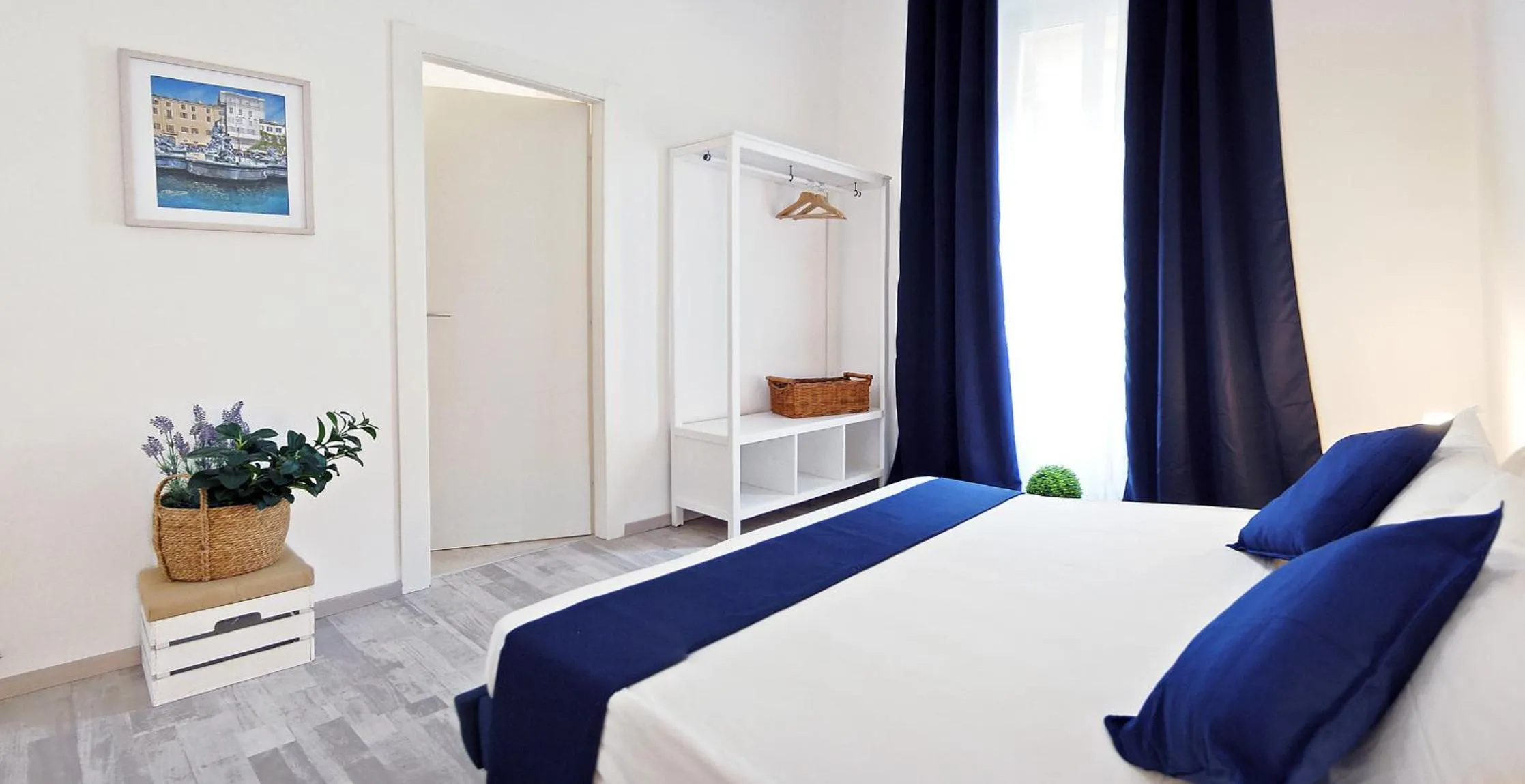 Bed in Pompeo Magno White Luxury Apartment