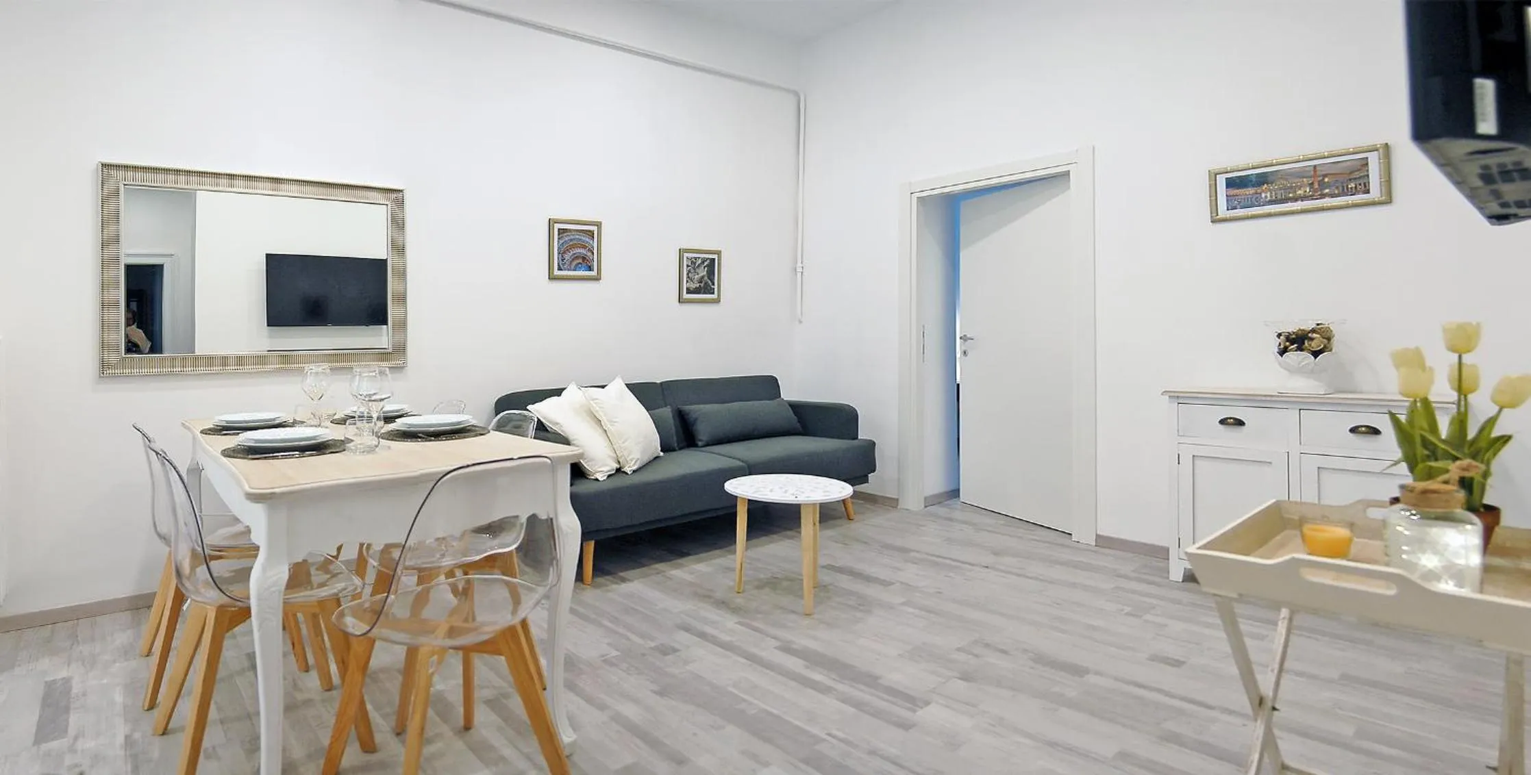 Pompeo Magno White Luxury Apartment