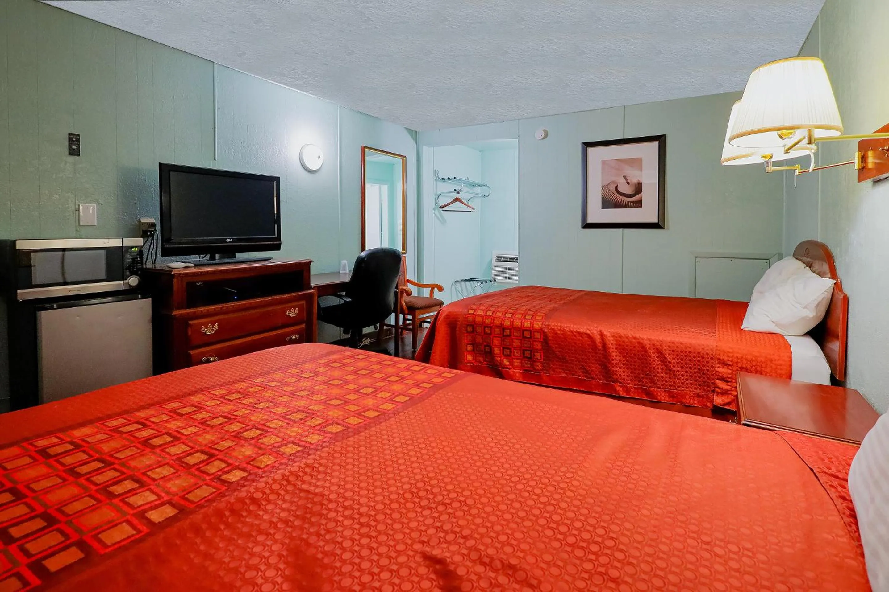 Bedroom, Bed in Route 66 Inn of Santa Rosa, NM