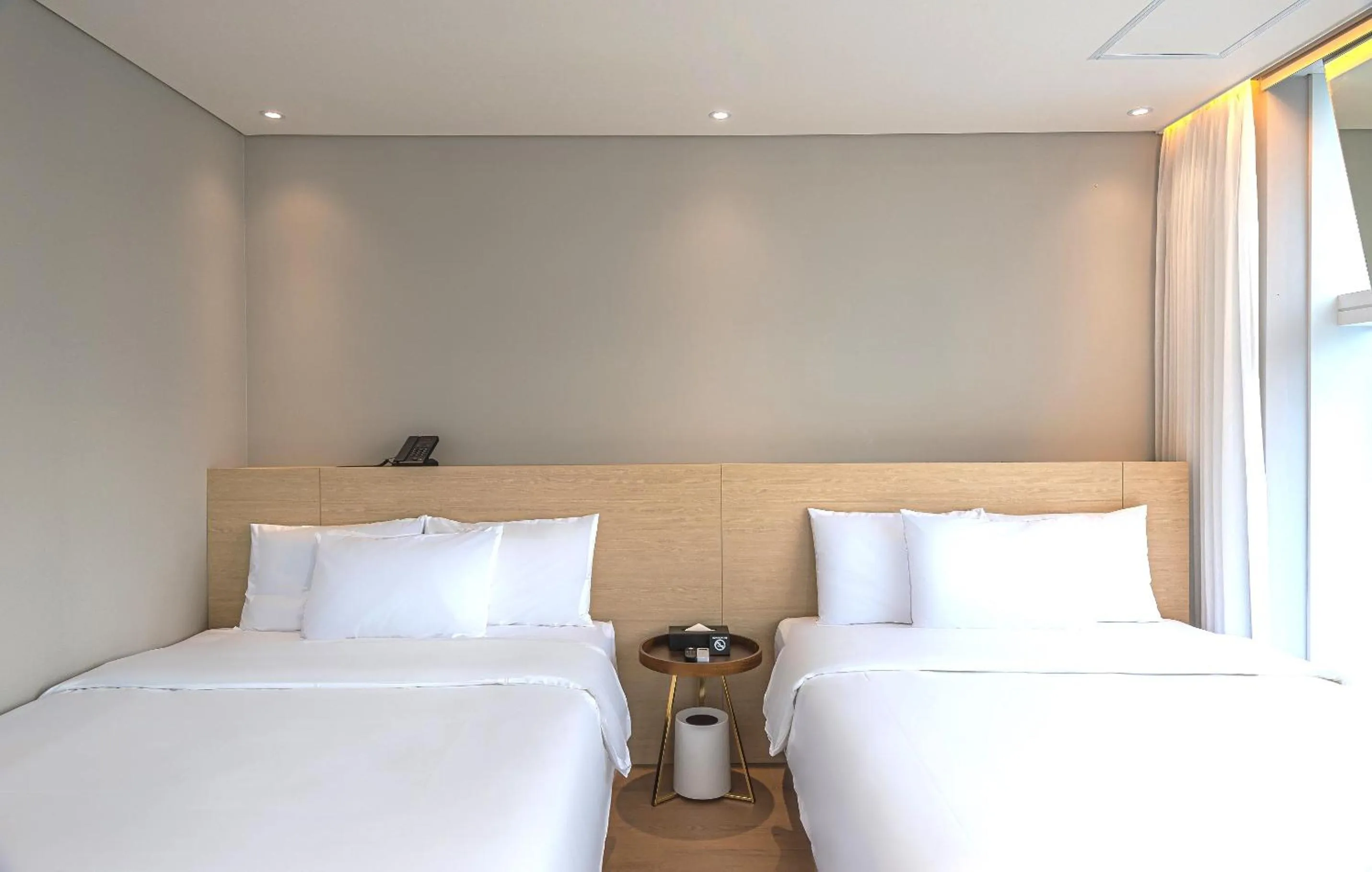 Bedroom, Bed in Hotel Marine view