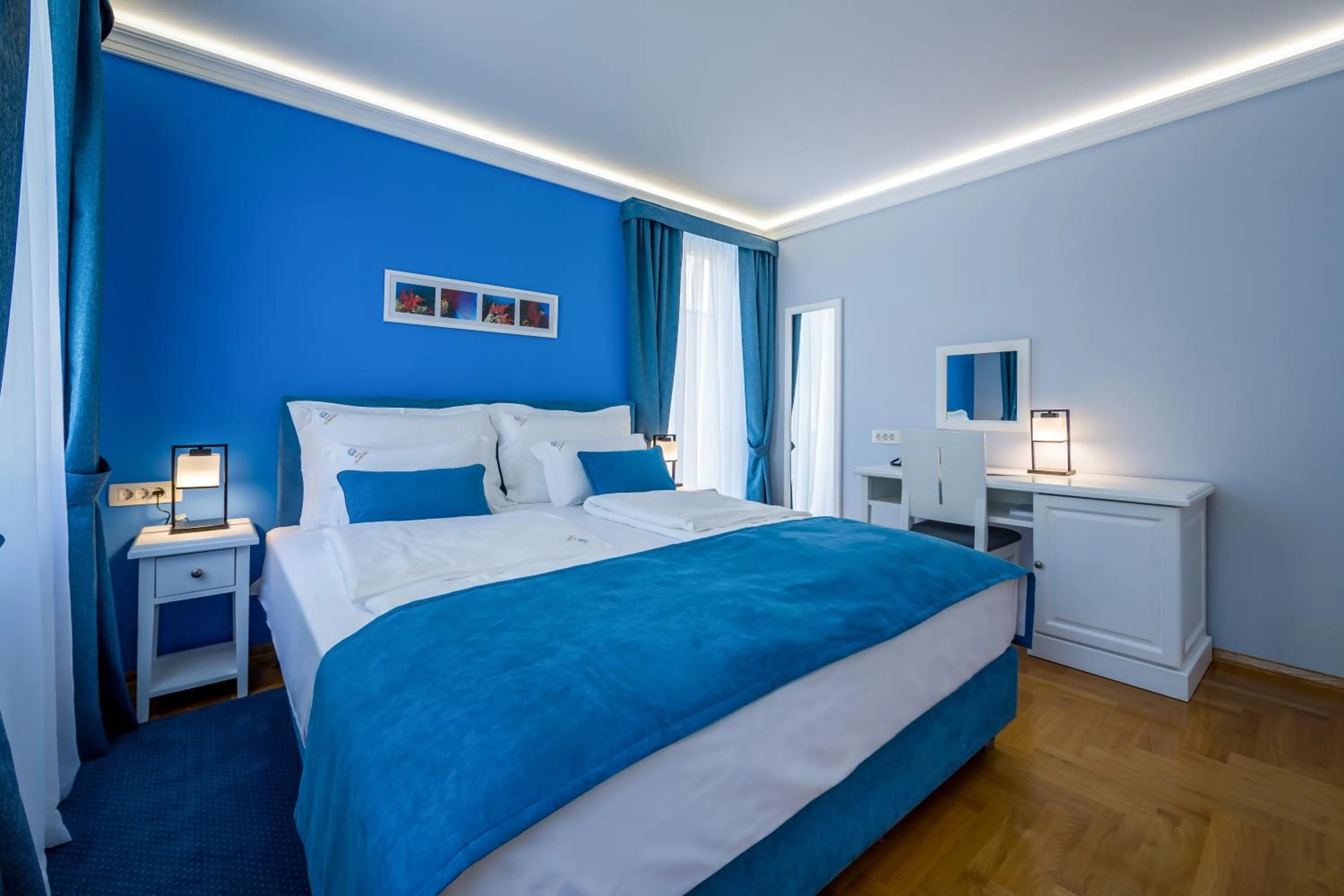 Photo of the whole room, Bed in Hotel Domino