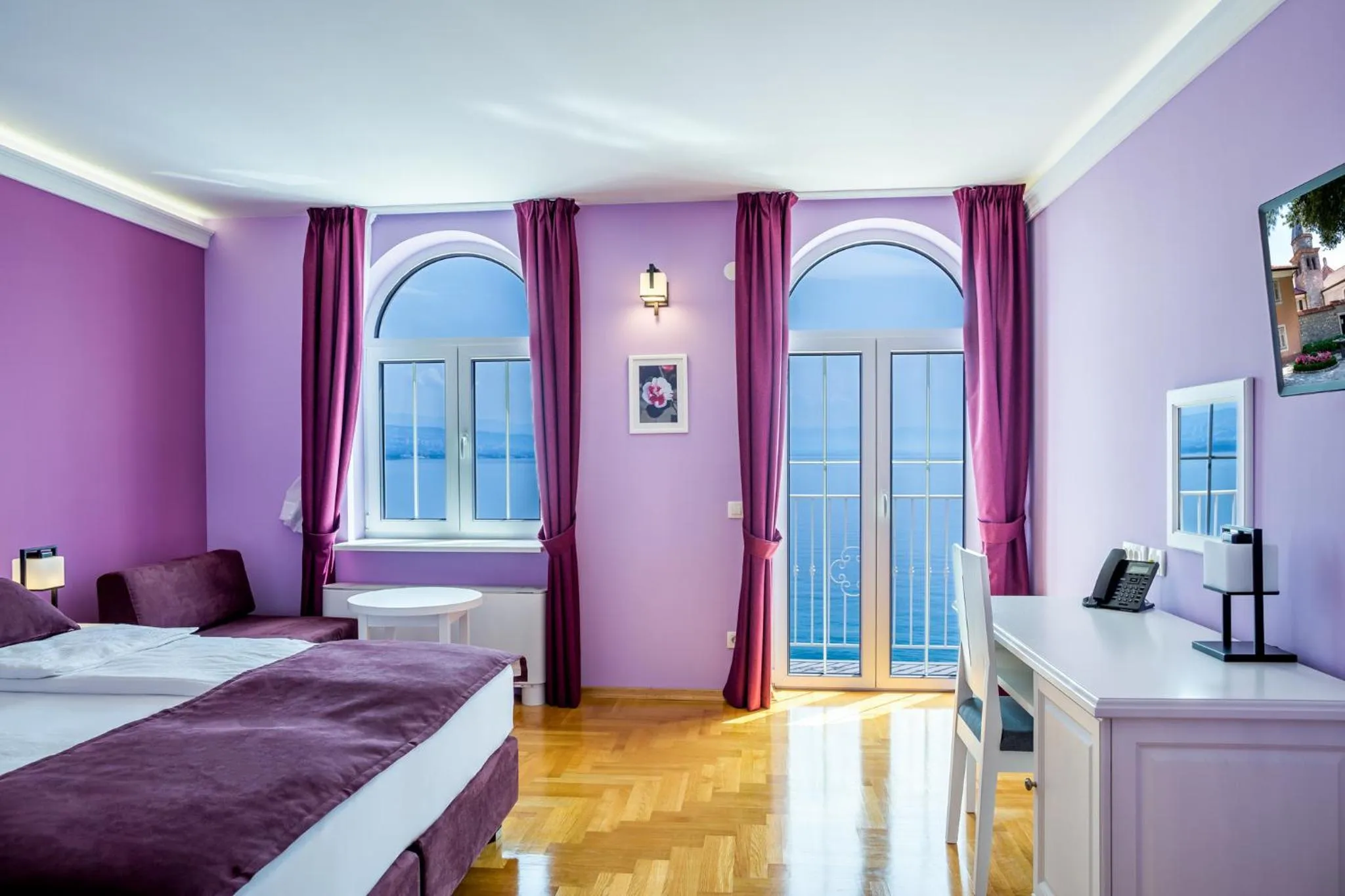 Photo of the whole room, Bed in Hotel Domino