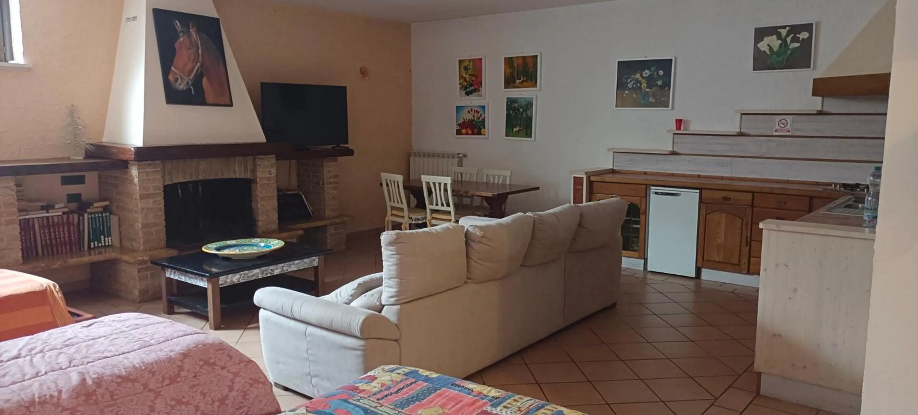 Seating area in B&B Villa Bucceri