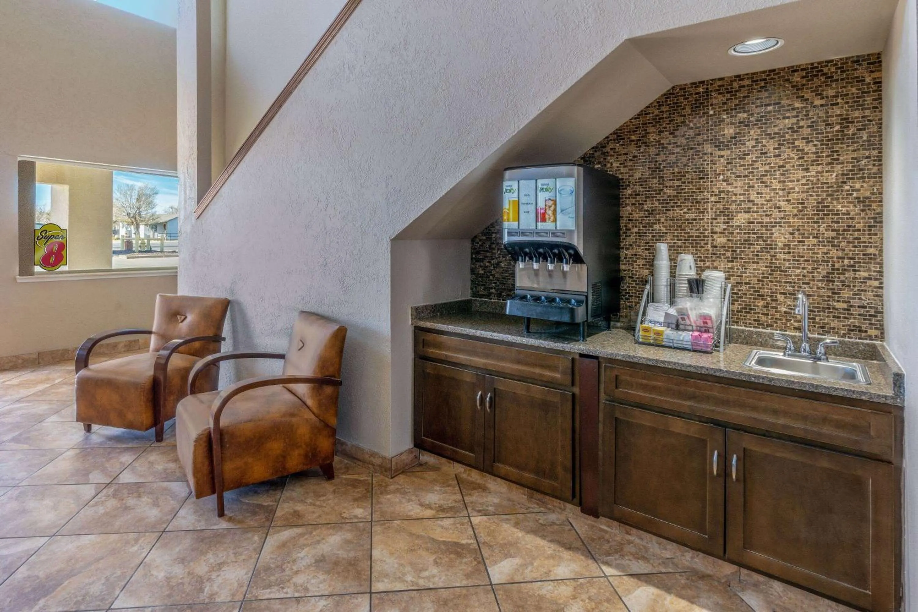 Lobby or reception in Super 8 by Wyndham Clayton