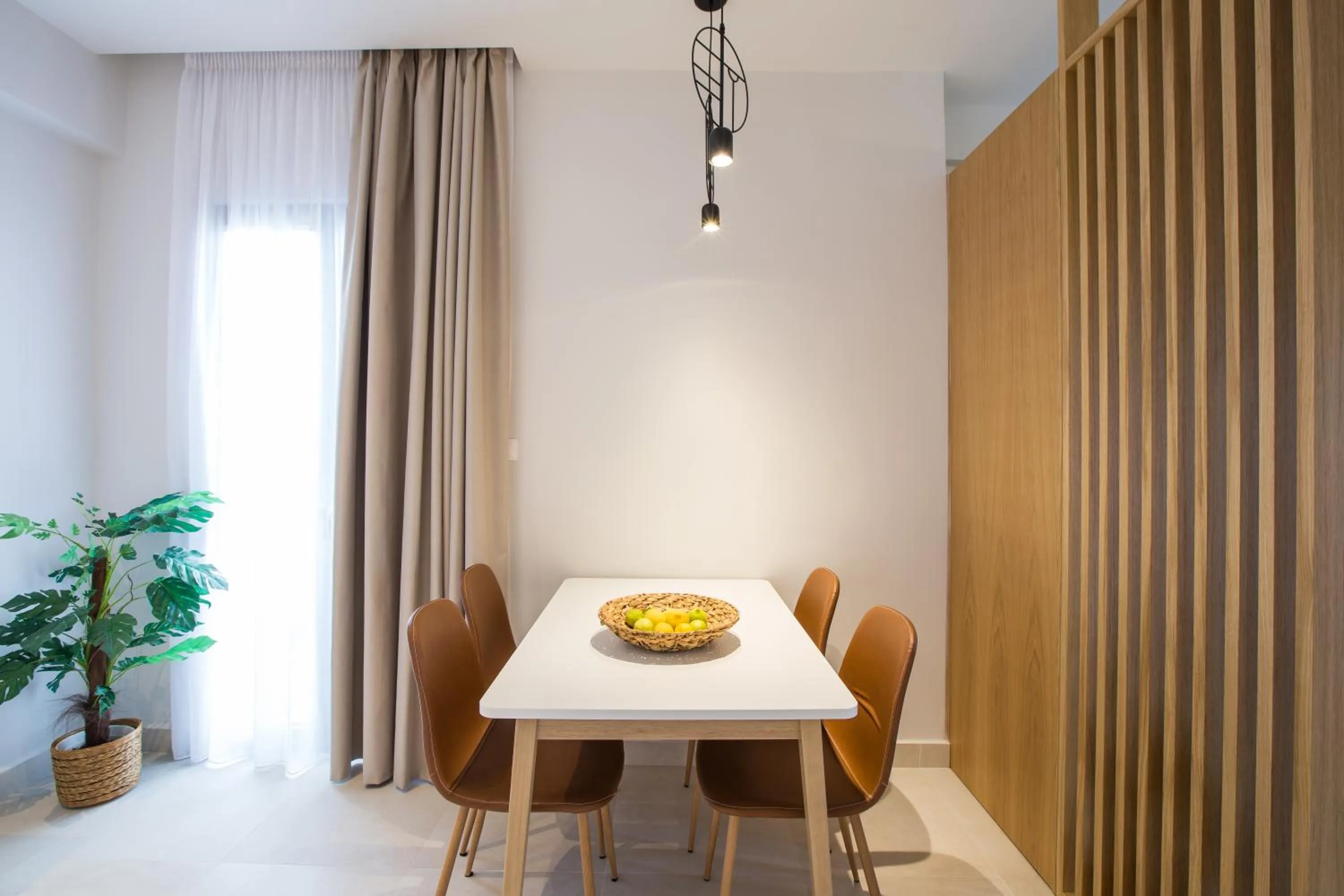 Dining area in Calmare suites