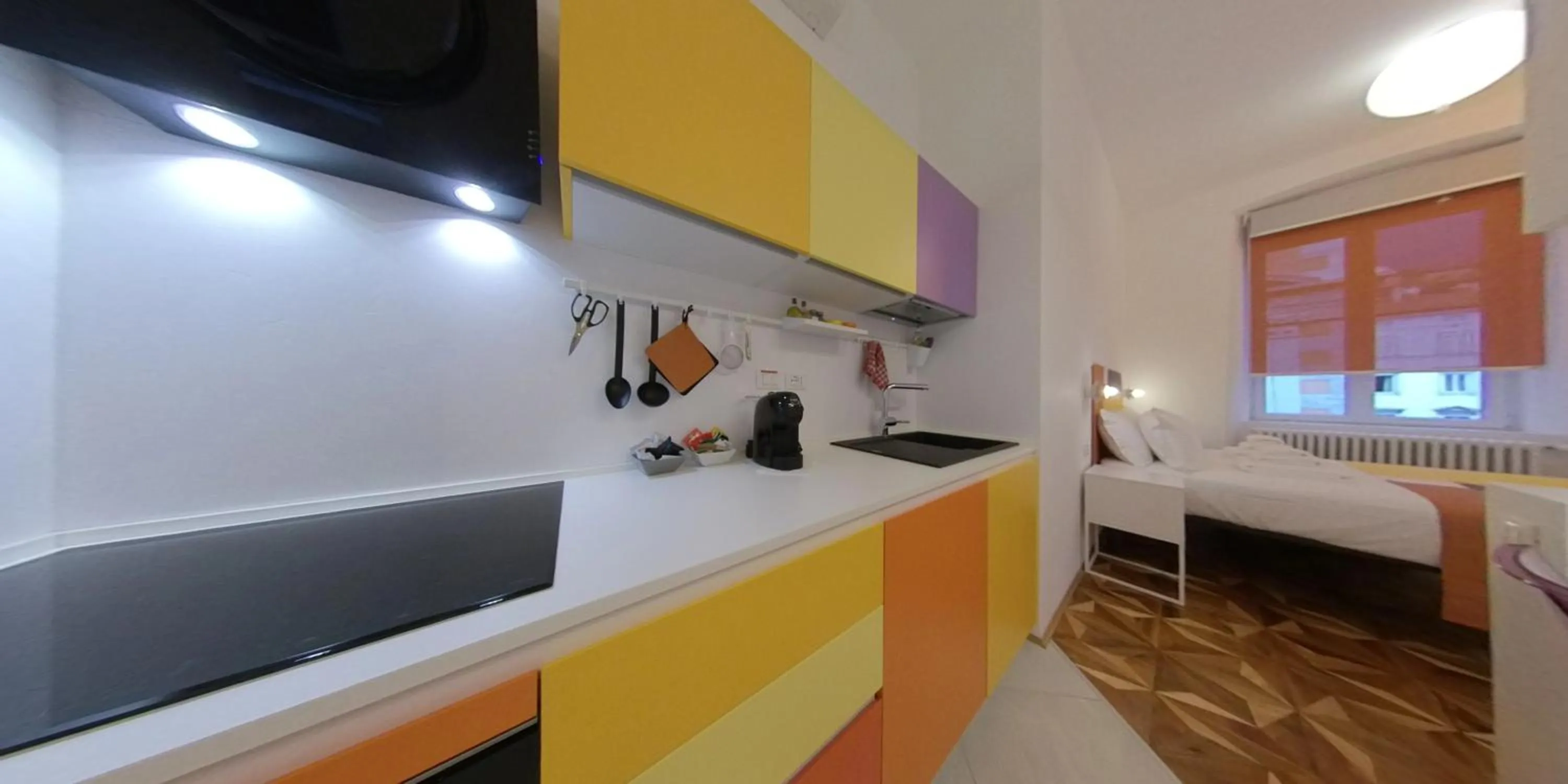 Kitchen or kitchenette, Bed in Dada