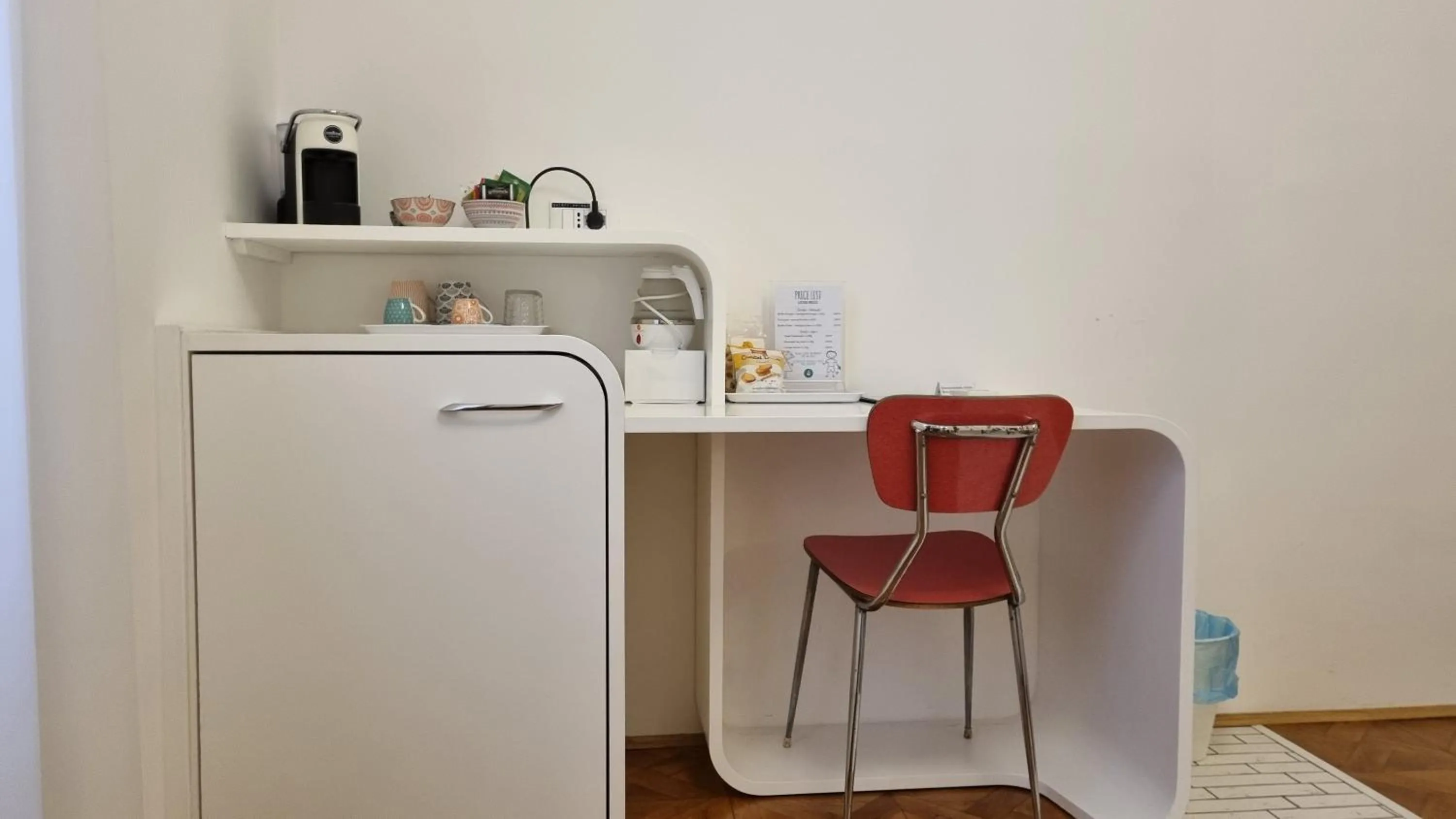 Decorative detail in Dada