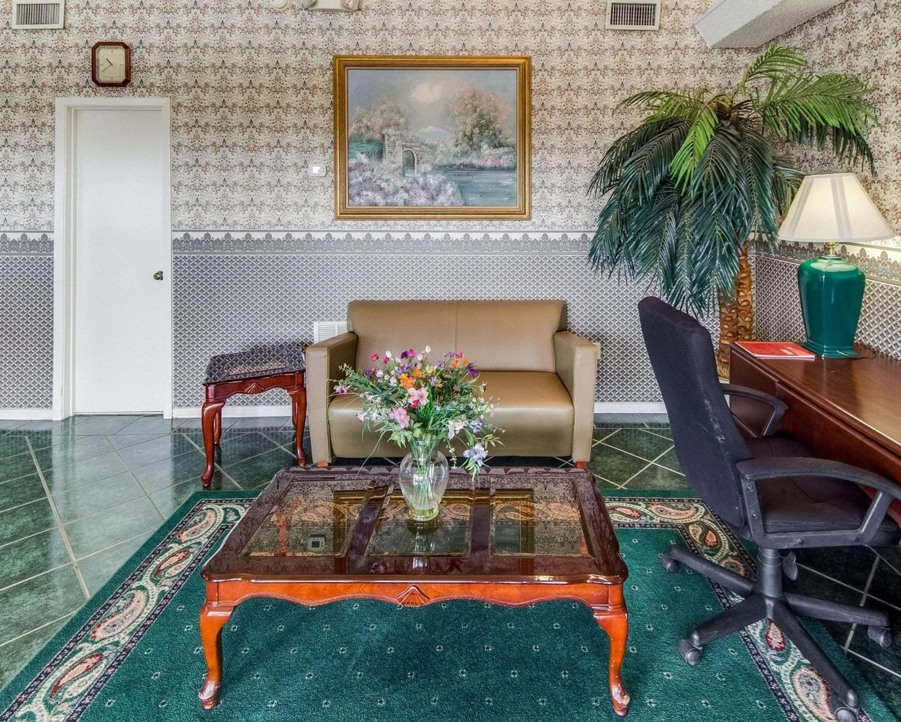 Lobby or reception in Econo Lodge Falfurrias Hwy 281