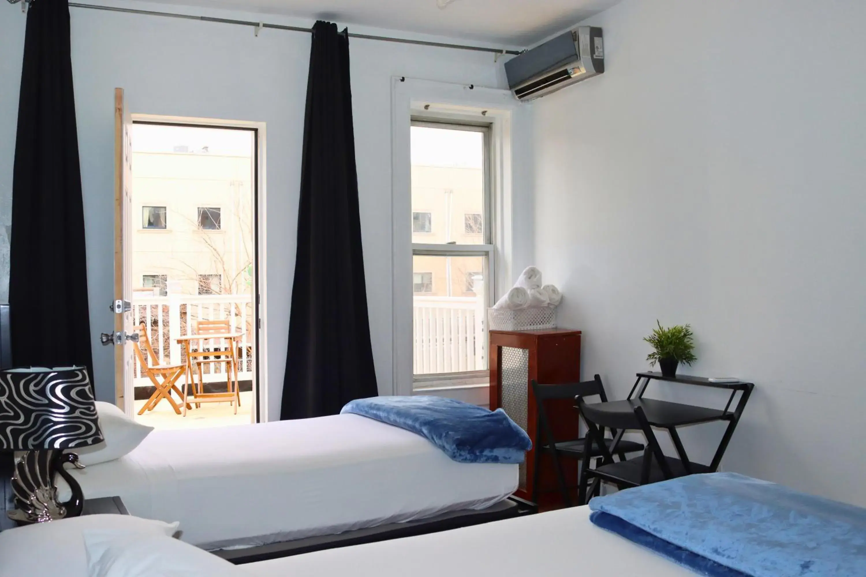 Triple Room with Private Bathroom in KLO Guest House Triple Room with Private Bathroom in KLO Guest House