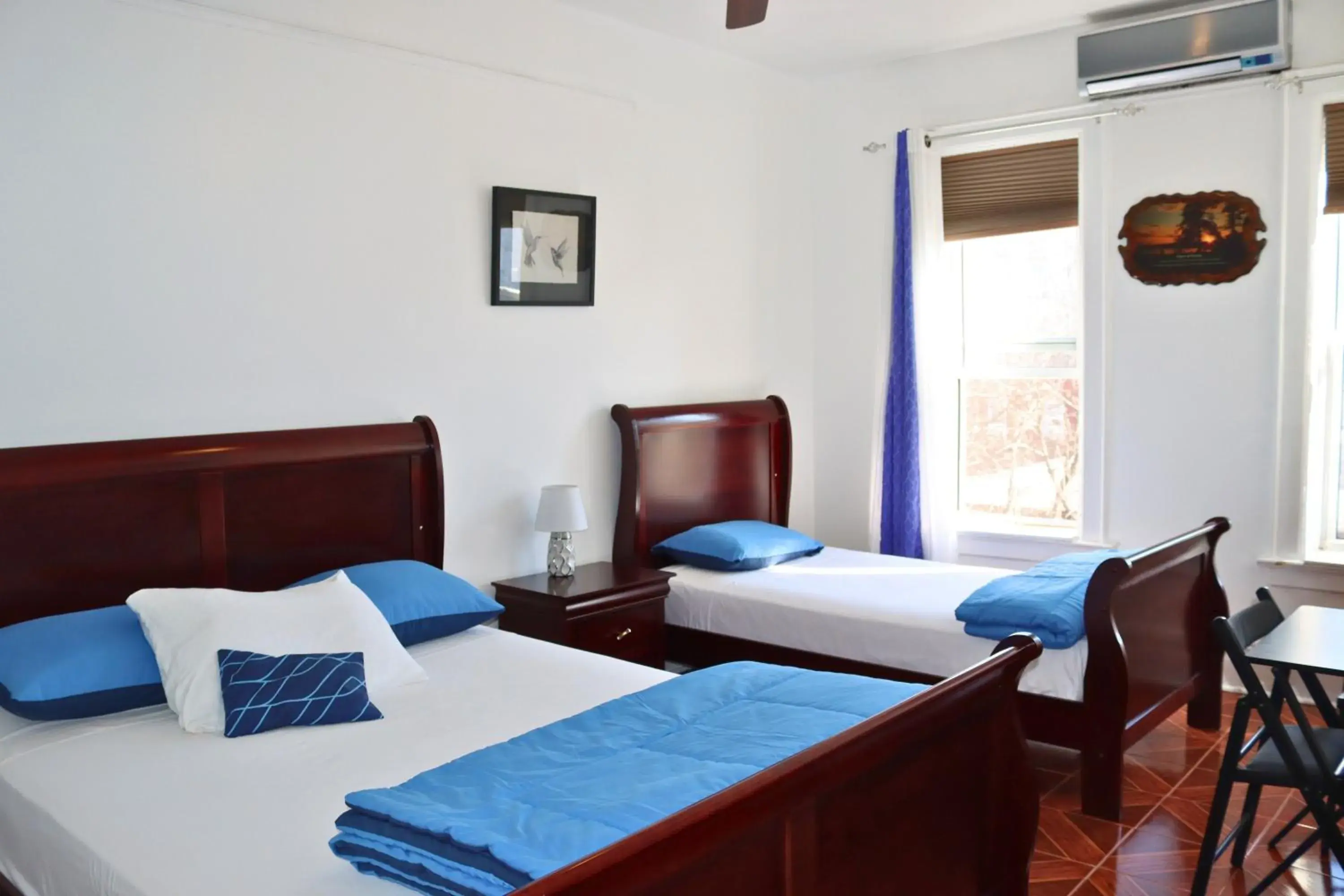 Triple Room with Private Bathroom in KLO Guest House Triple Room with Private Bathroom in KLO Guest House