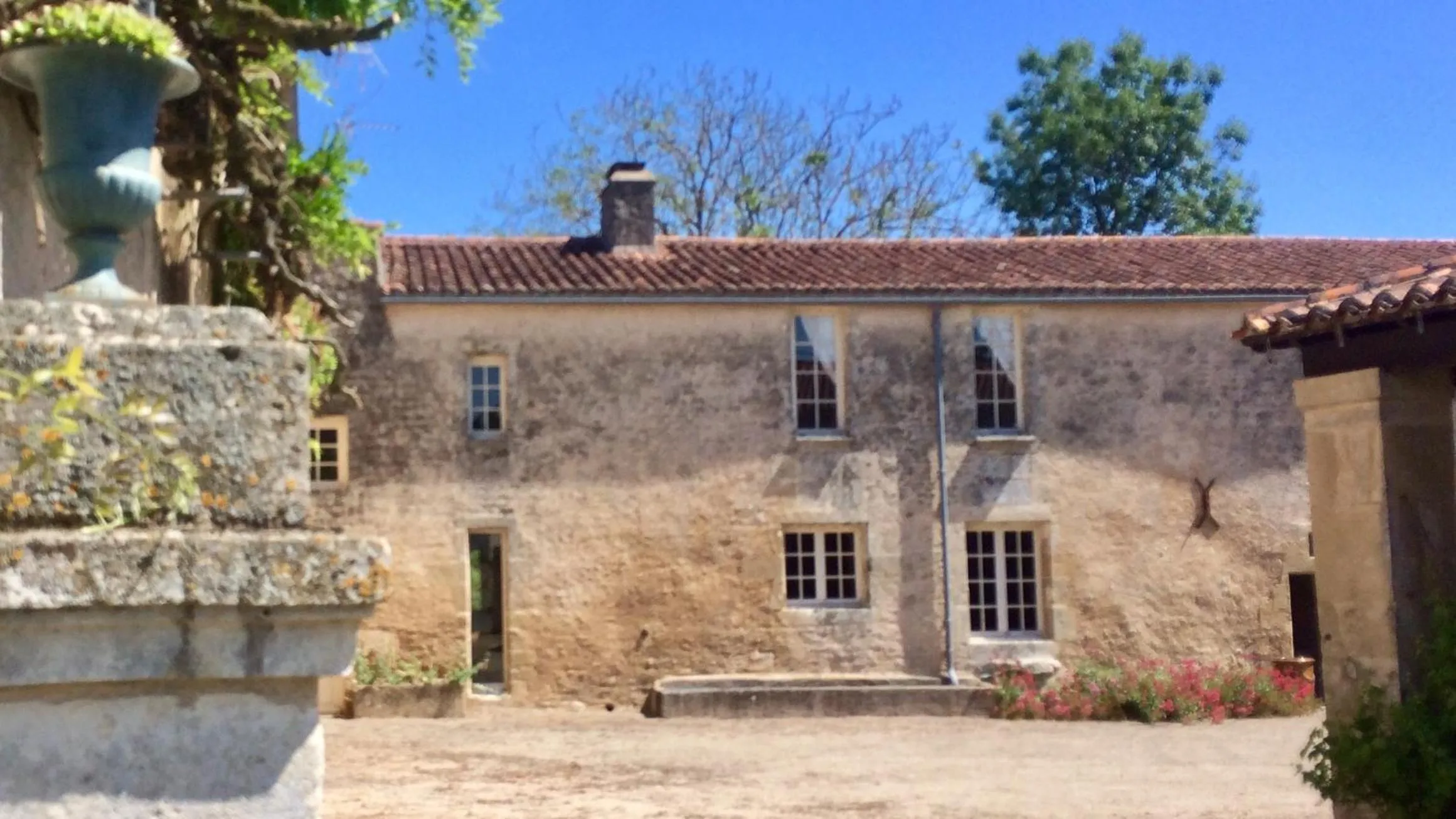Property building in Logis de La Touche