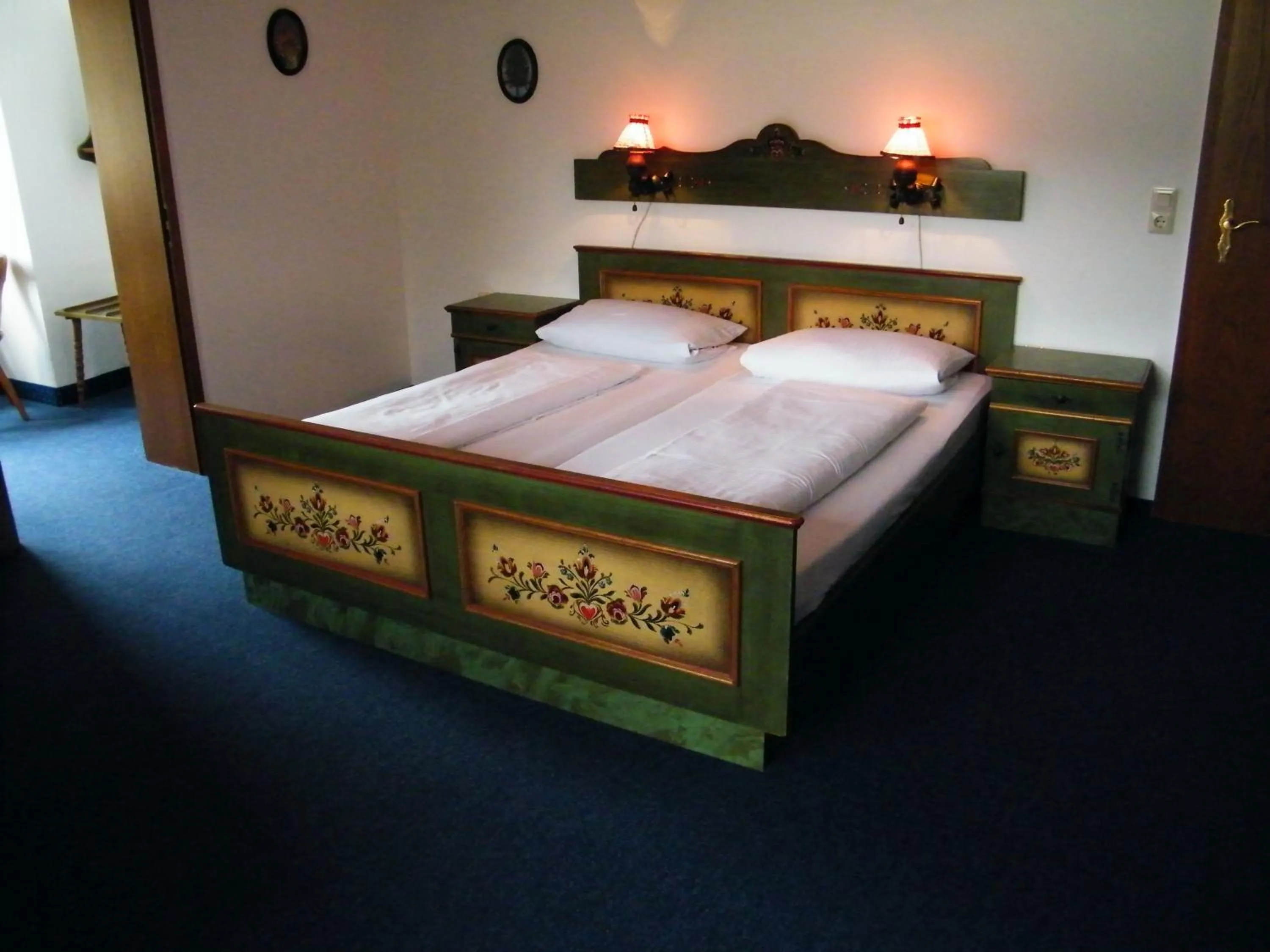 Photo of the whole room, Bed in Ferien vom Ich, Bayerischer Wald, Hotel & Restaurant