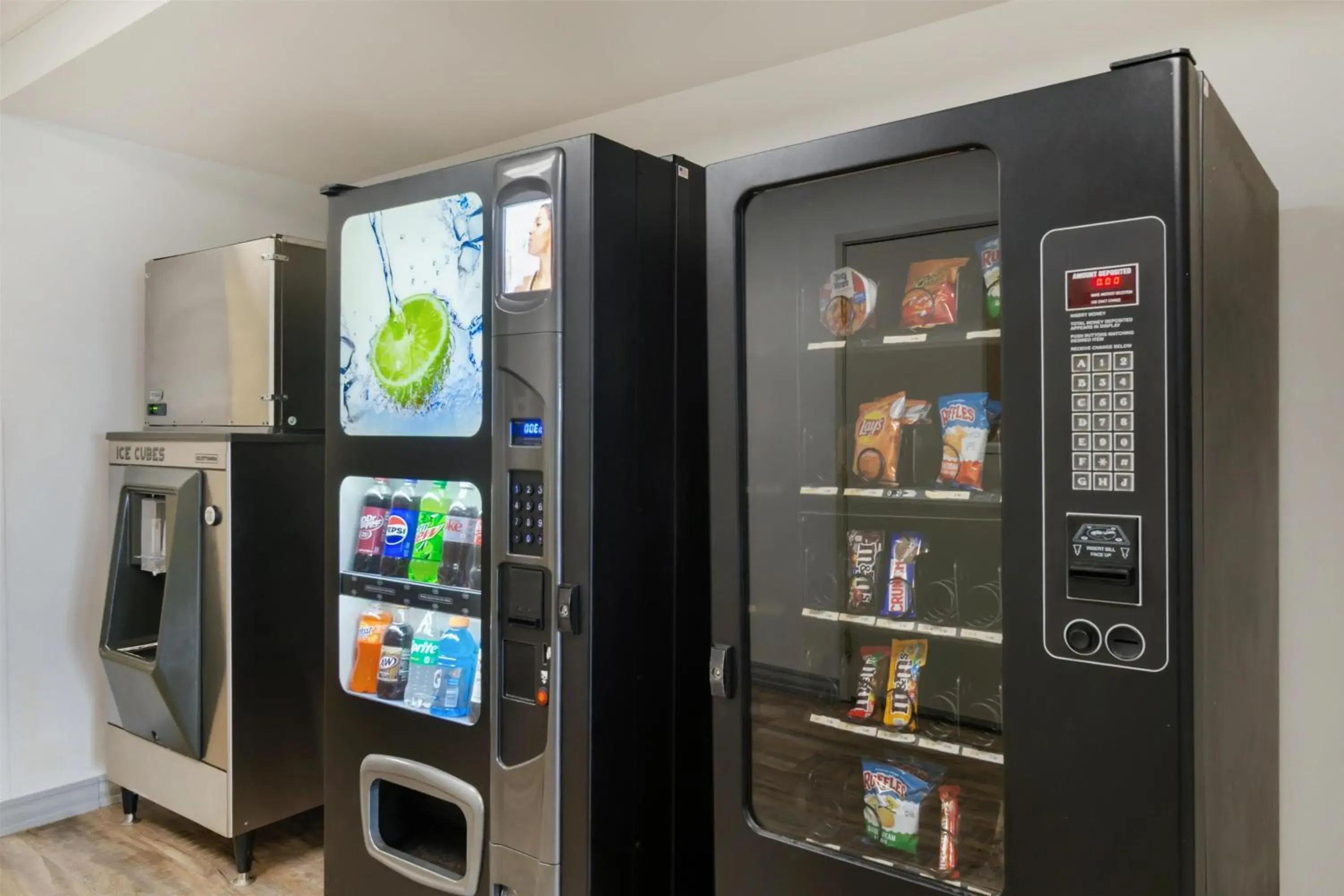 Property building in Best Western Brookfield Property building in Best Western Brookfield