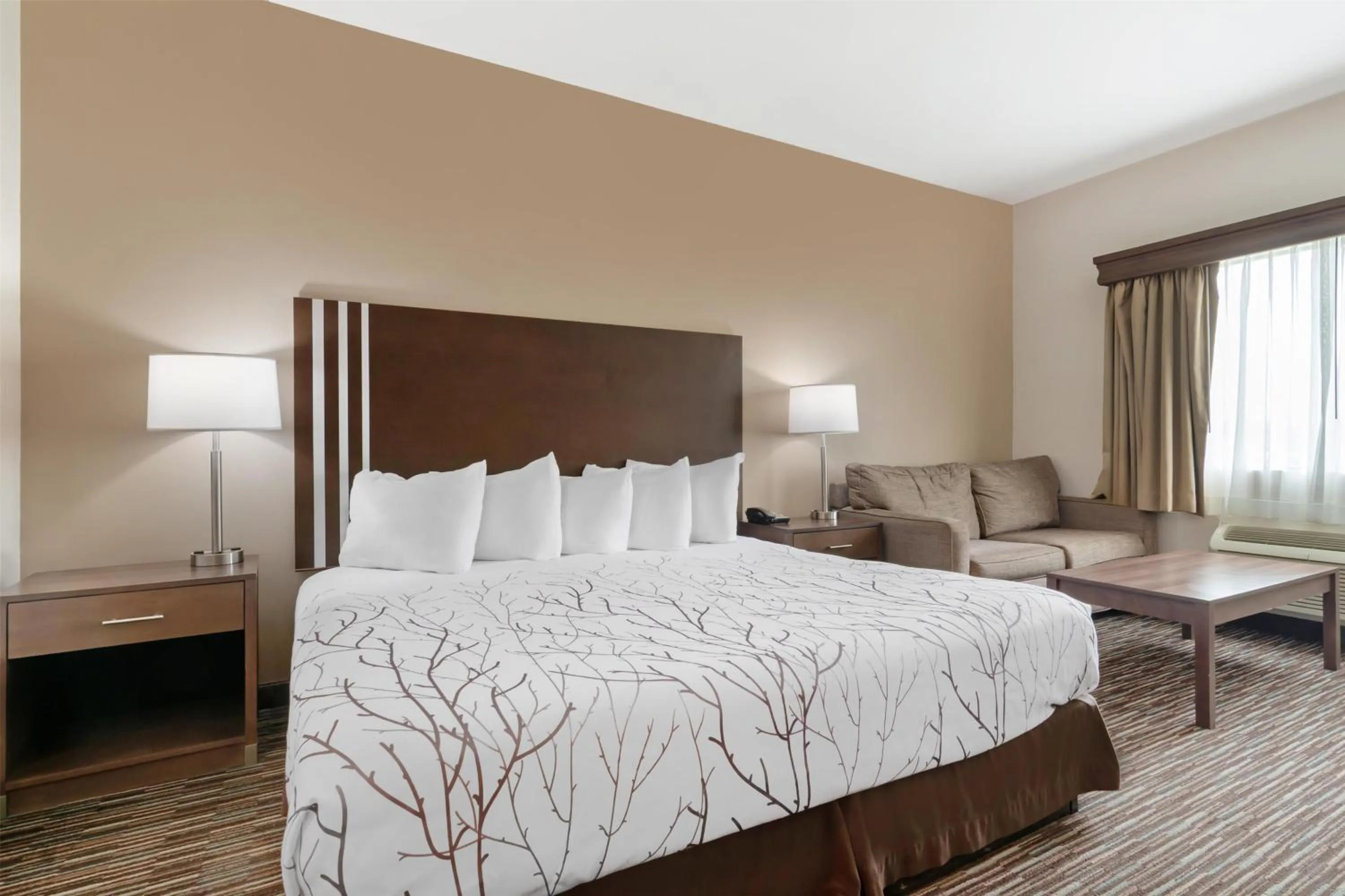 Bedroom, Bed in Best Western Brookfield