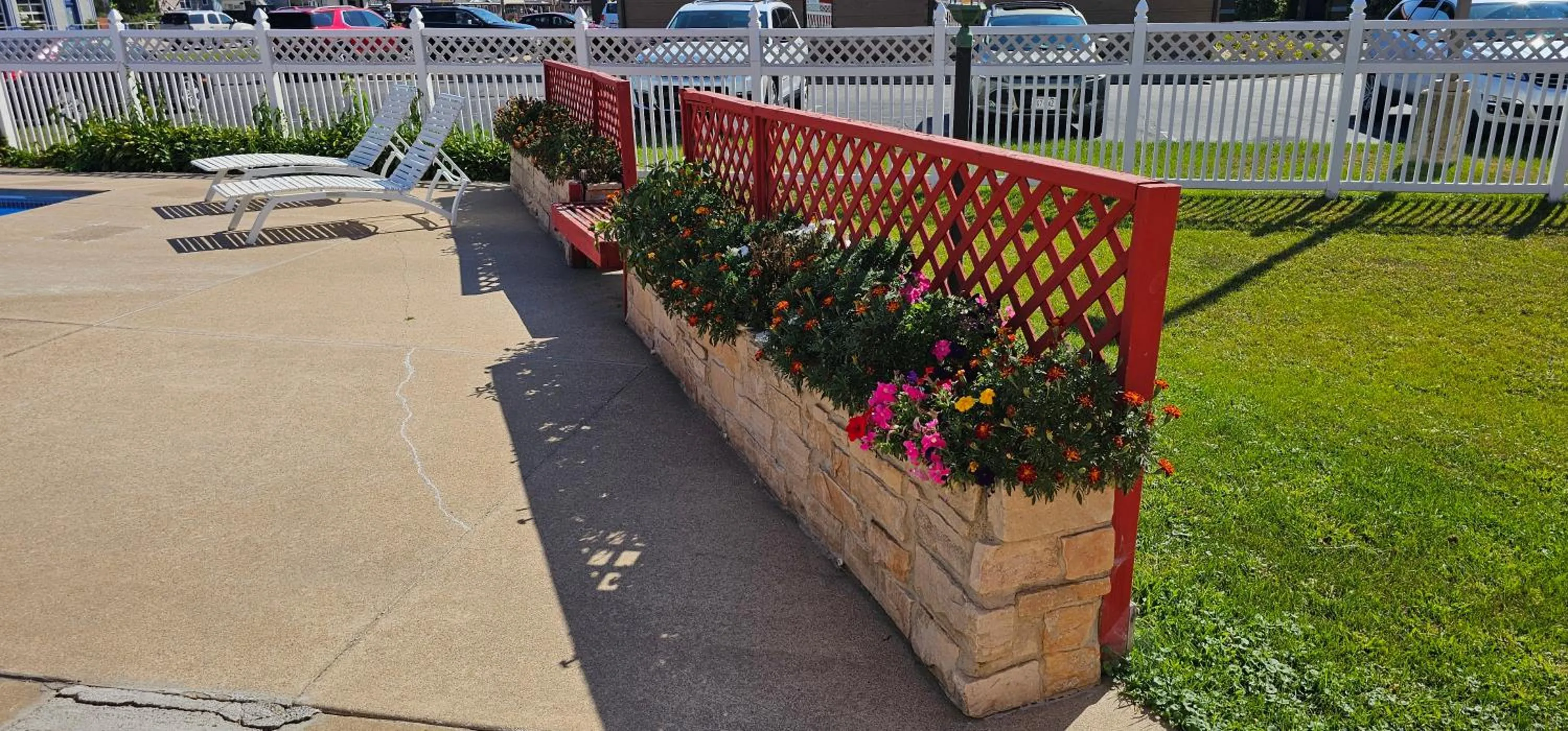 Pool view in Best Nights Inn - Sparta