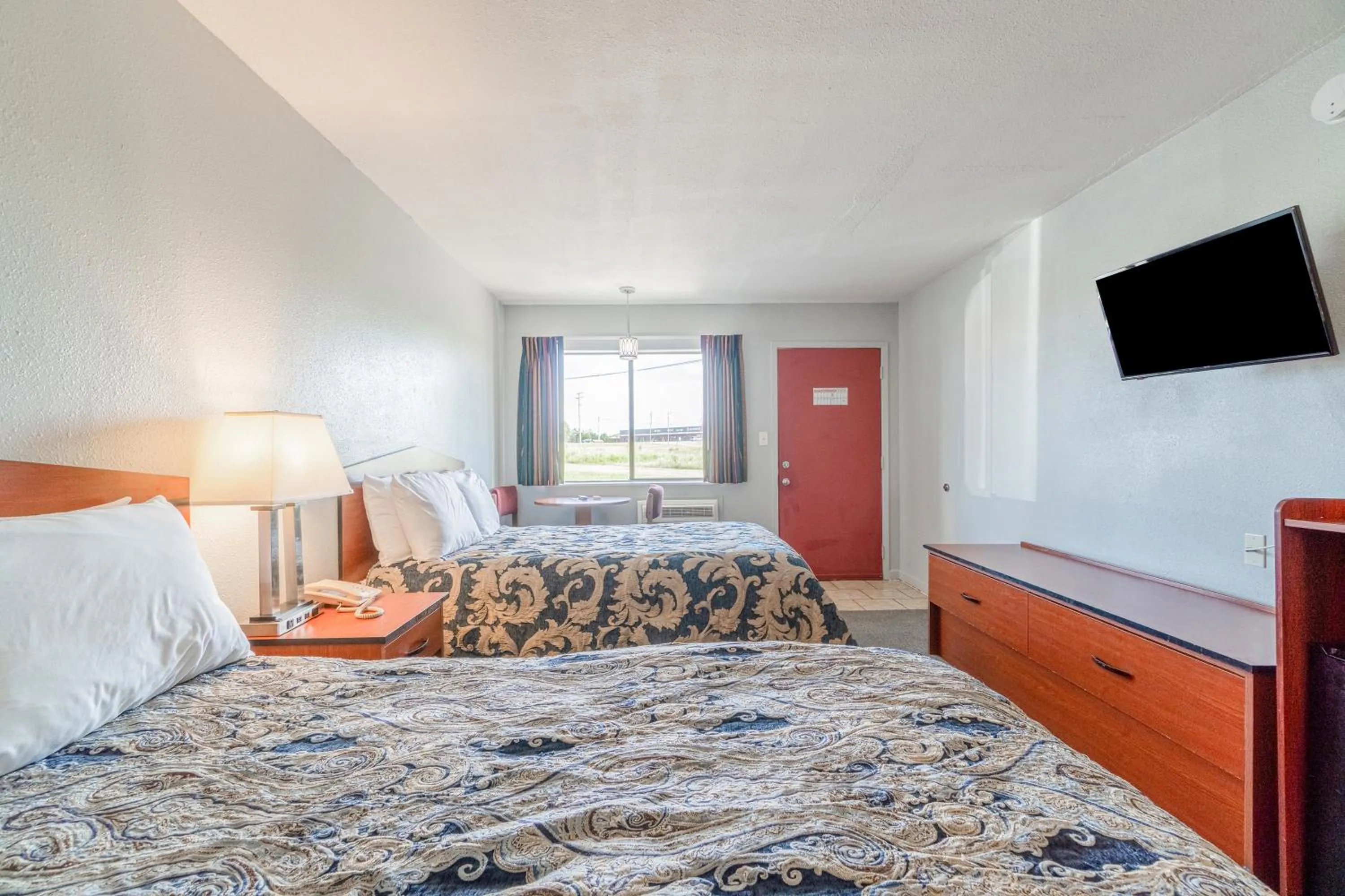 Bedroom, Bed in Capital O Aurora Inn Monett US 60