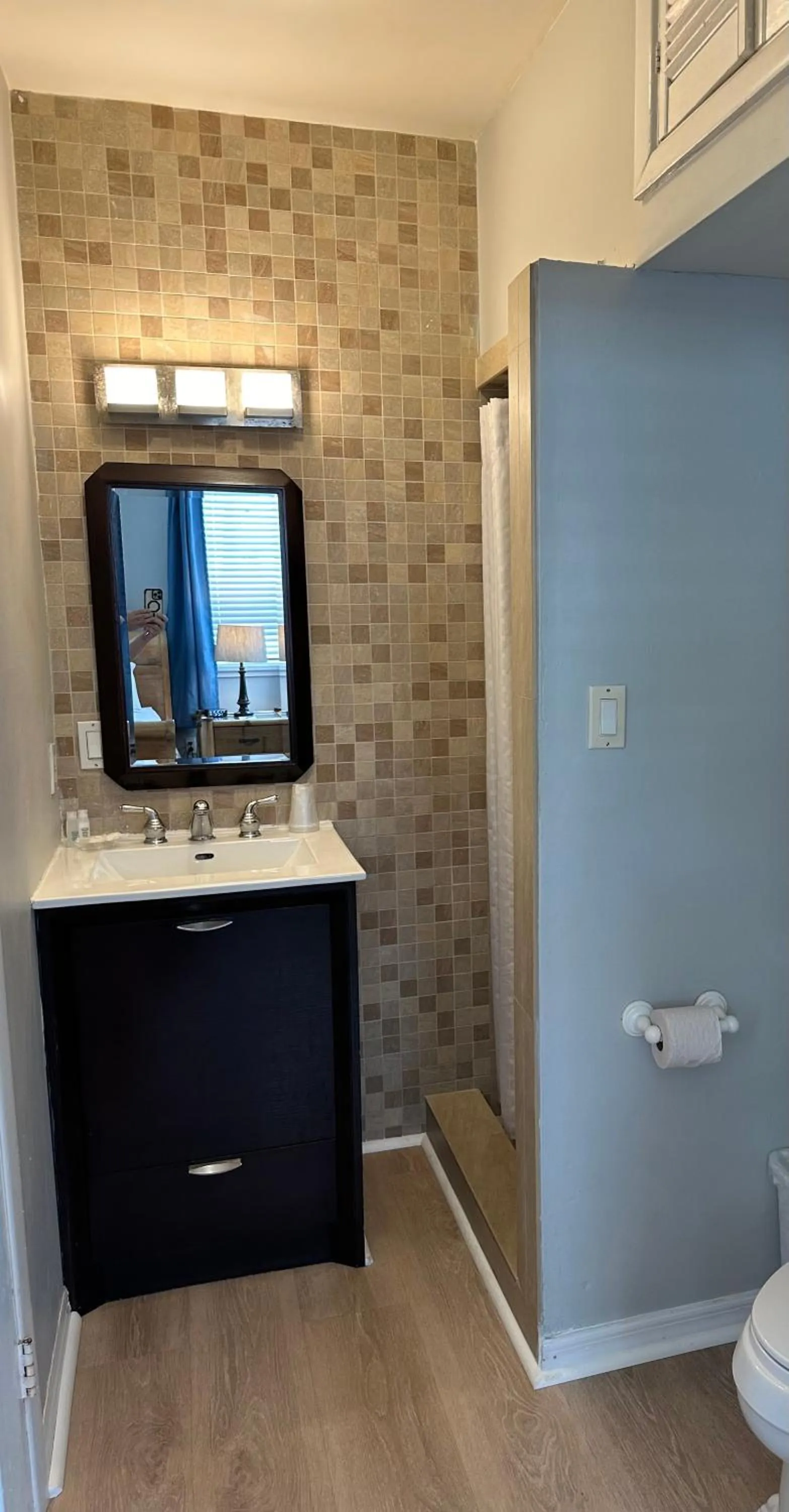 Shower in Douglas House