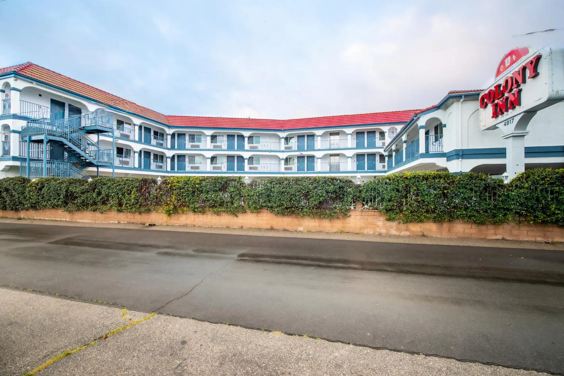 Property building in Colony Inn