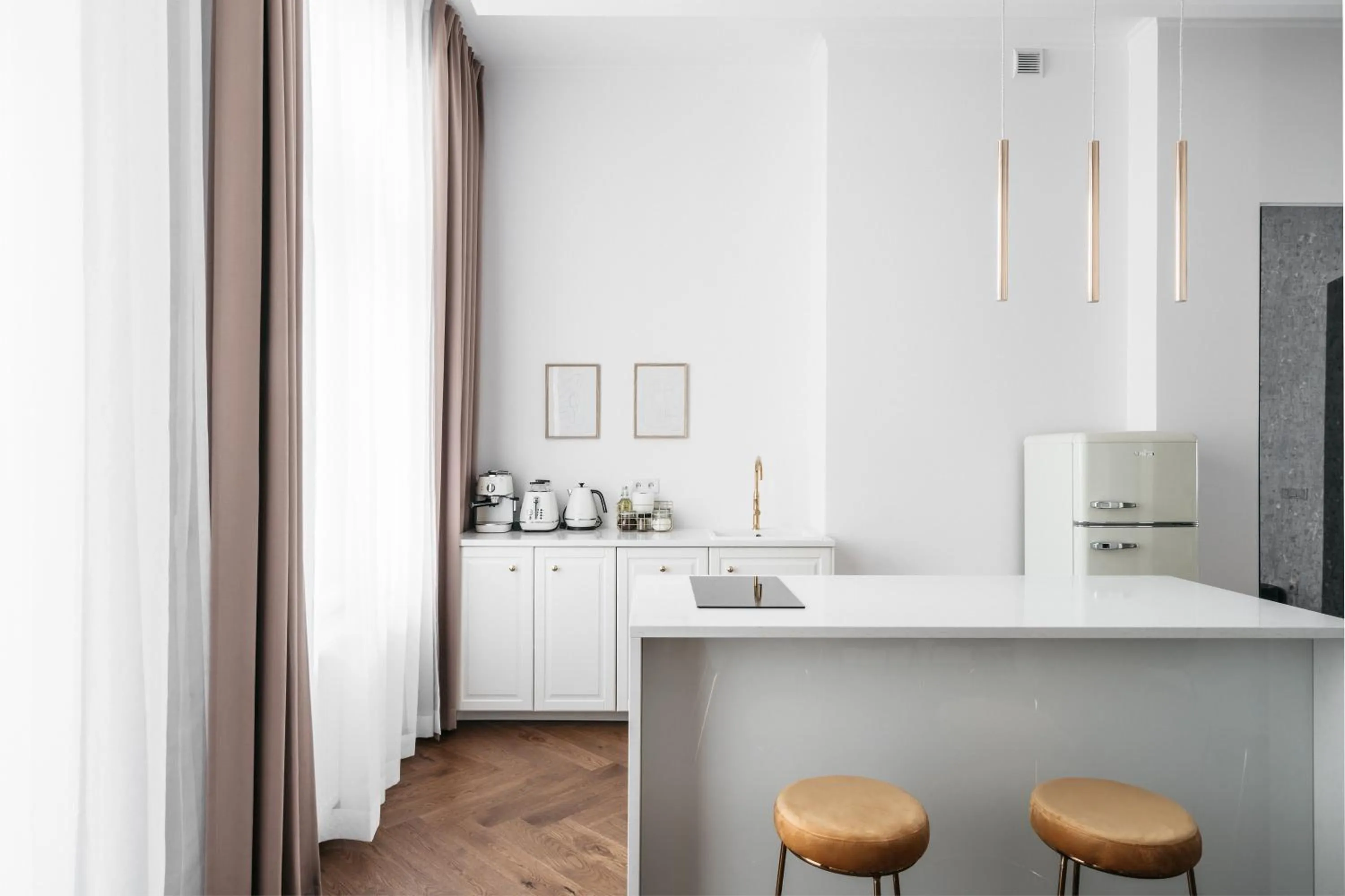 Coffee/tea facilities in House of Loft Affair - LoftAffair Collection