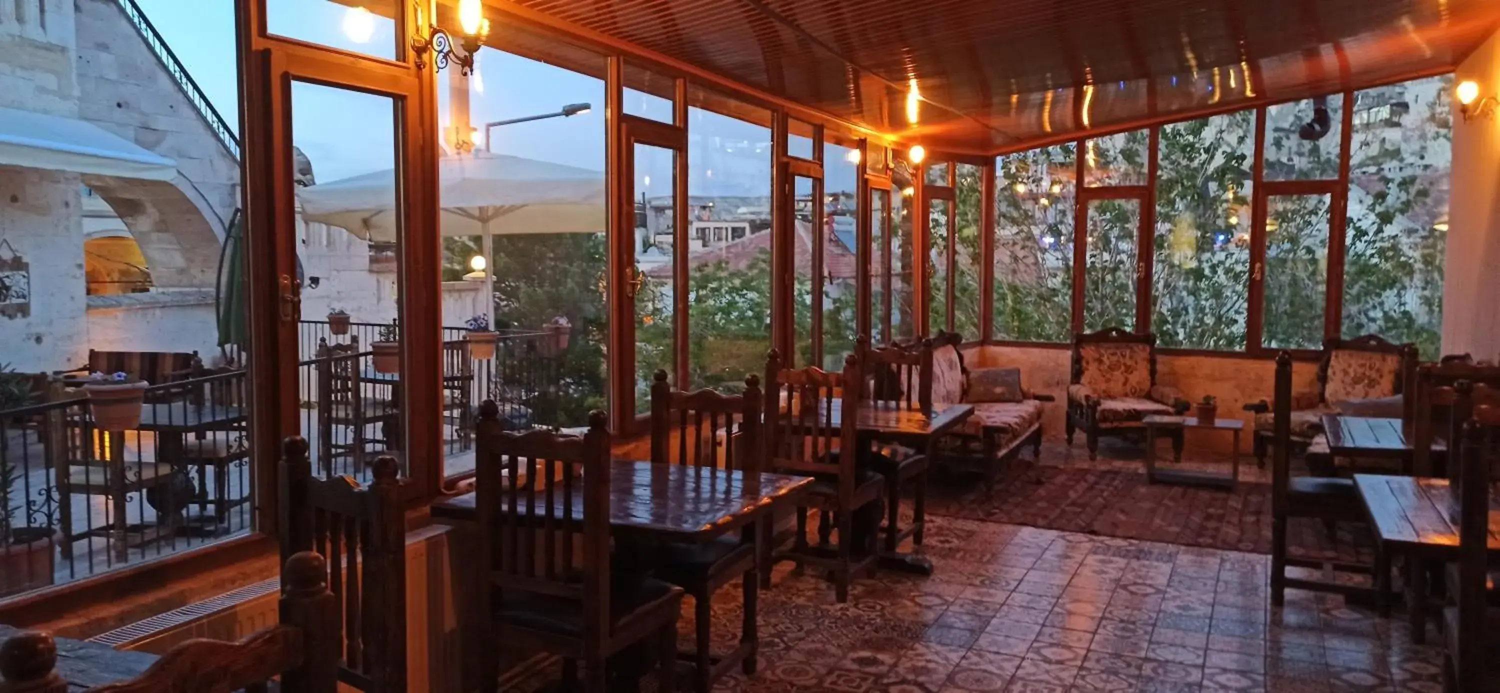 Restaurant/places to eat in Adelya Cave Hotel Restaurant/places to eat in Adelya Cave Hotel