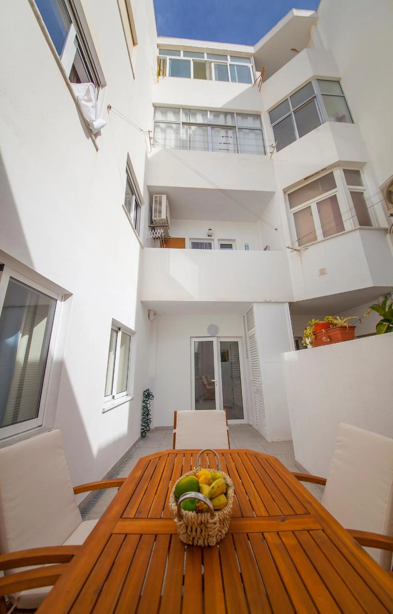 Property building in Lagos Center Apartment