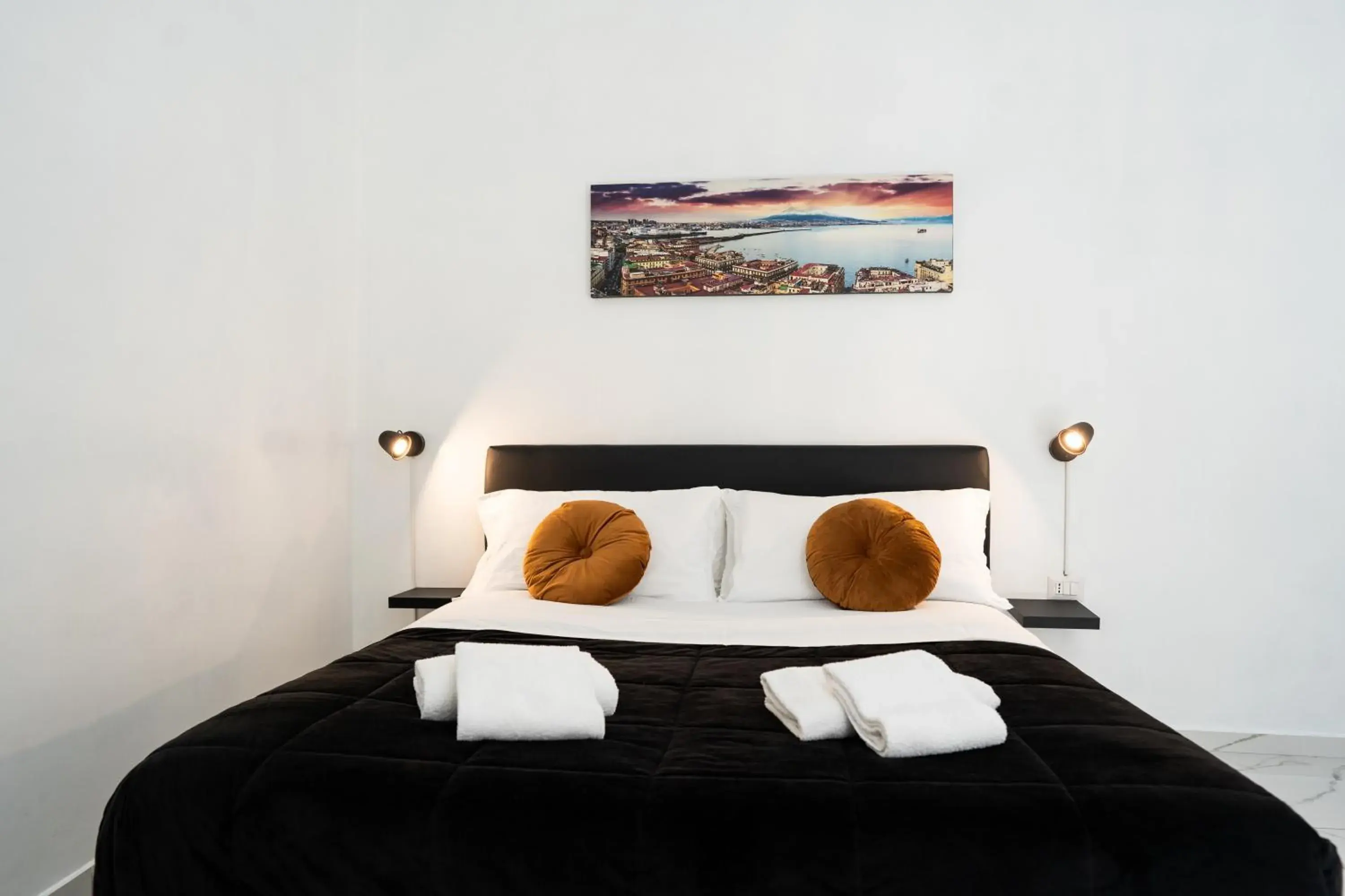 Deluxe Triple Room in San Felice Palace Deluxe Triple Room in San Felice Palace