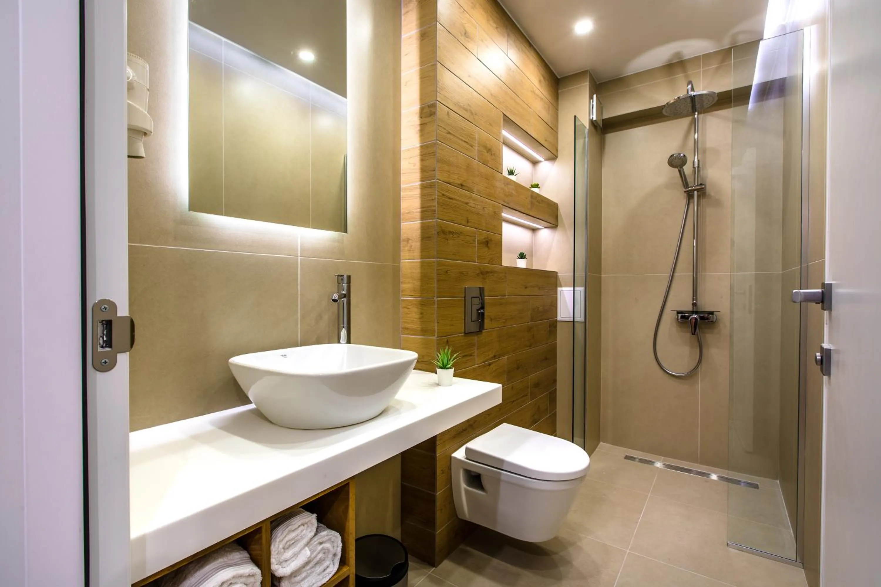 Shower in HillHouse Plovdiv