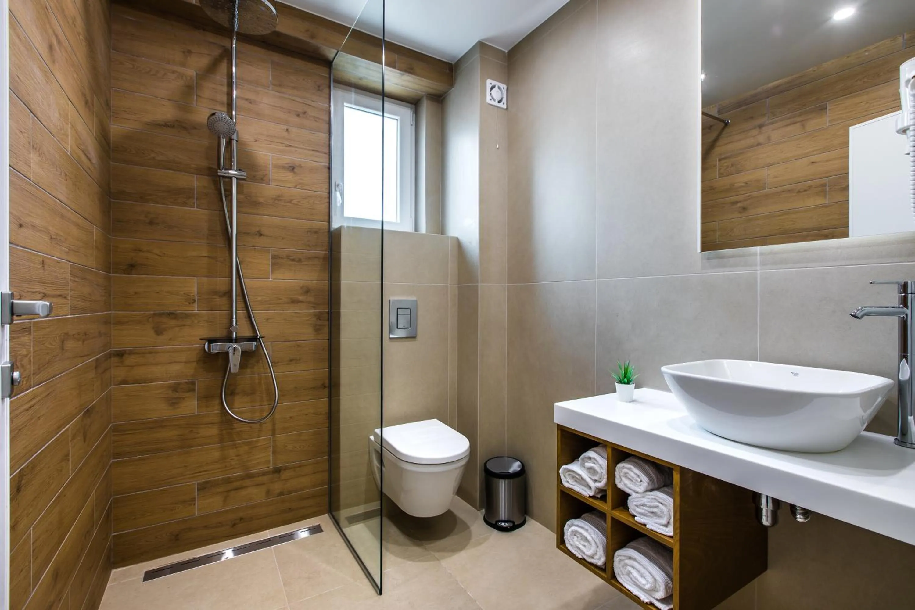 Shower in HillHouse Plovdiv