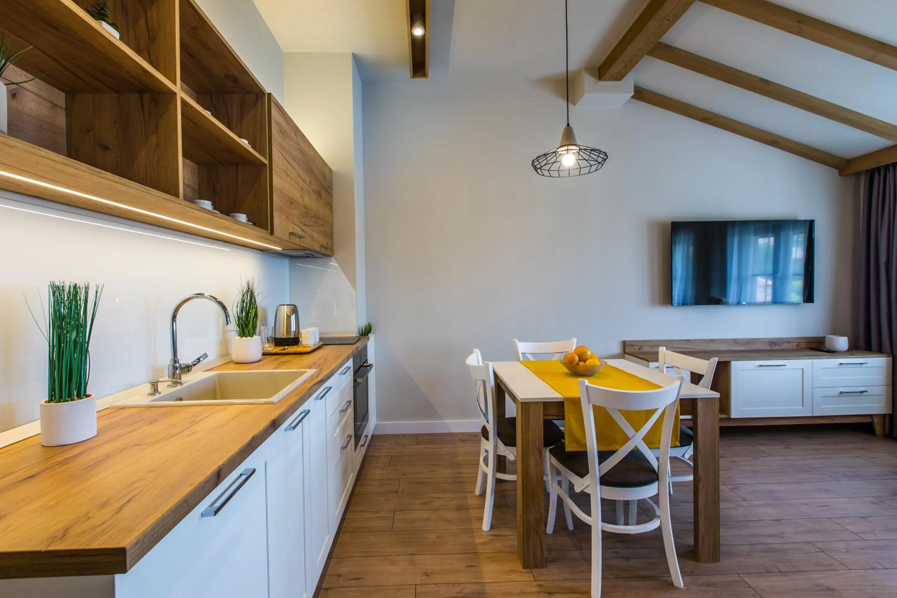 Kitchen or kitchenette in HillHouse Plovdiv