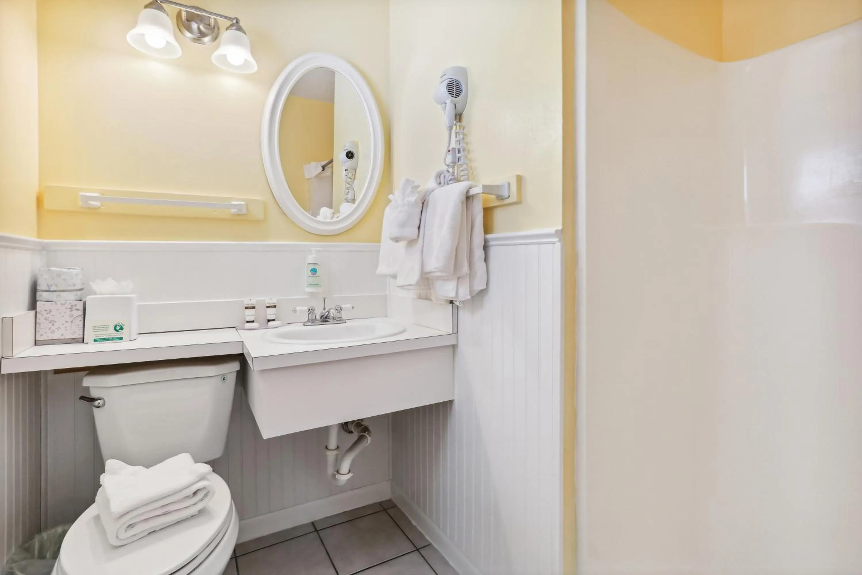 Bathroom in The Palms Hotel