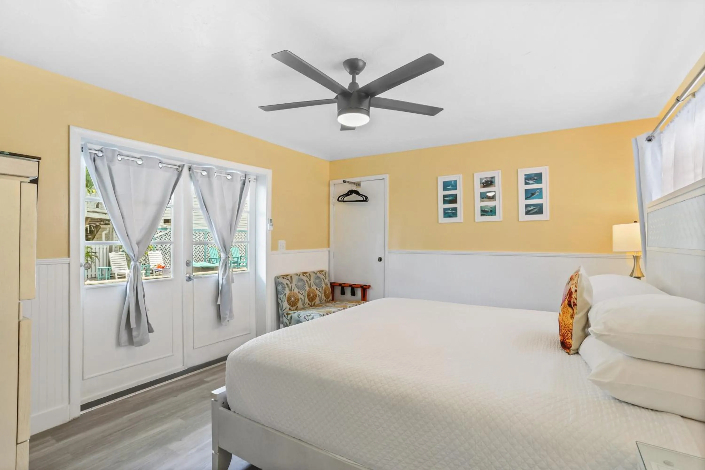 Bedroom, Bed in The Palms Hotel