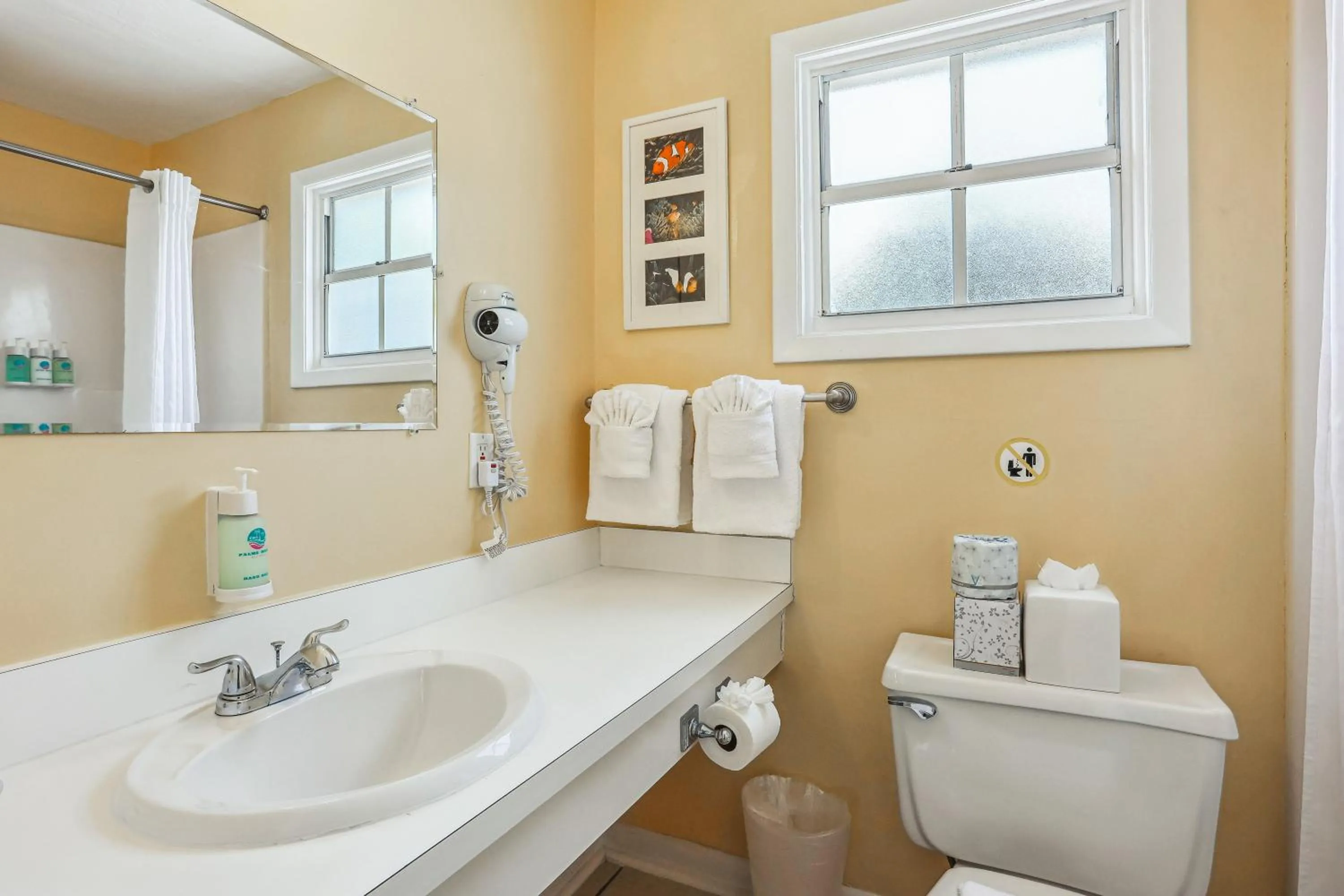 Bathroom in The Palms Hotel