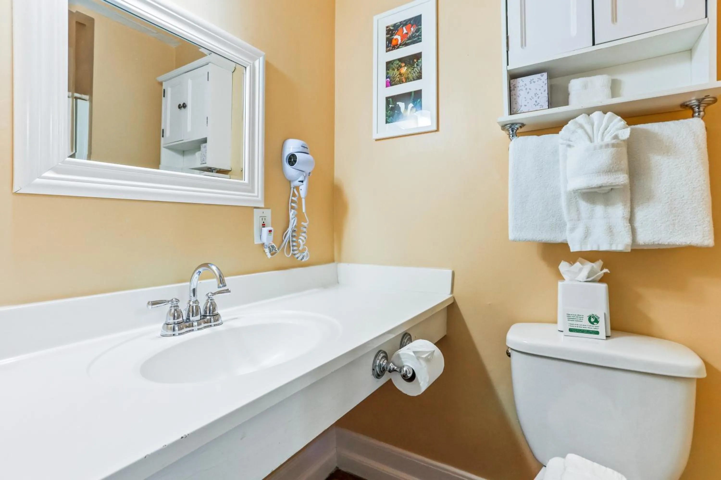 Bathroom in The Palms Hotel