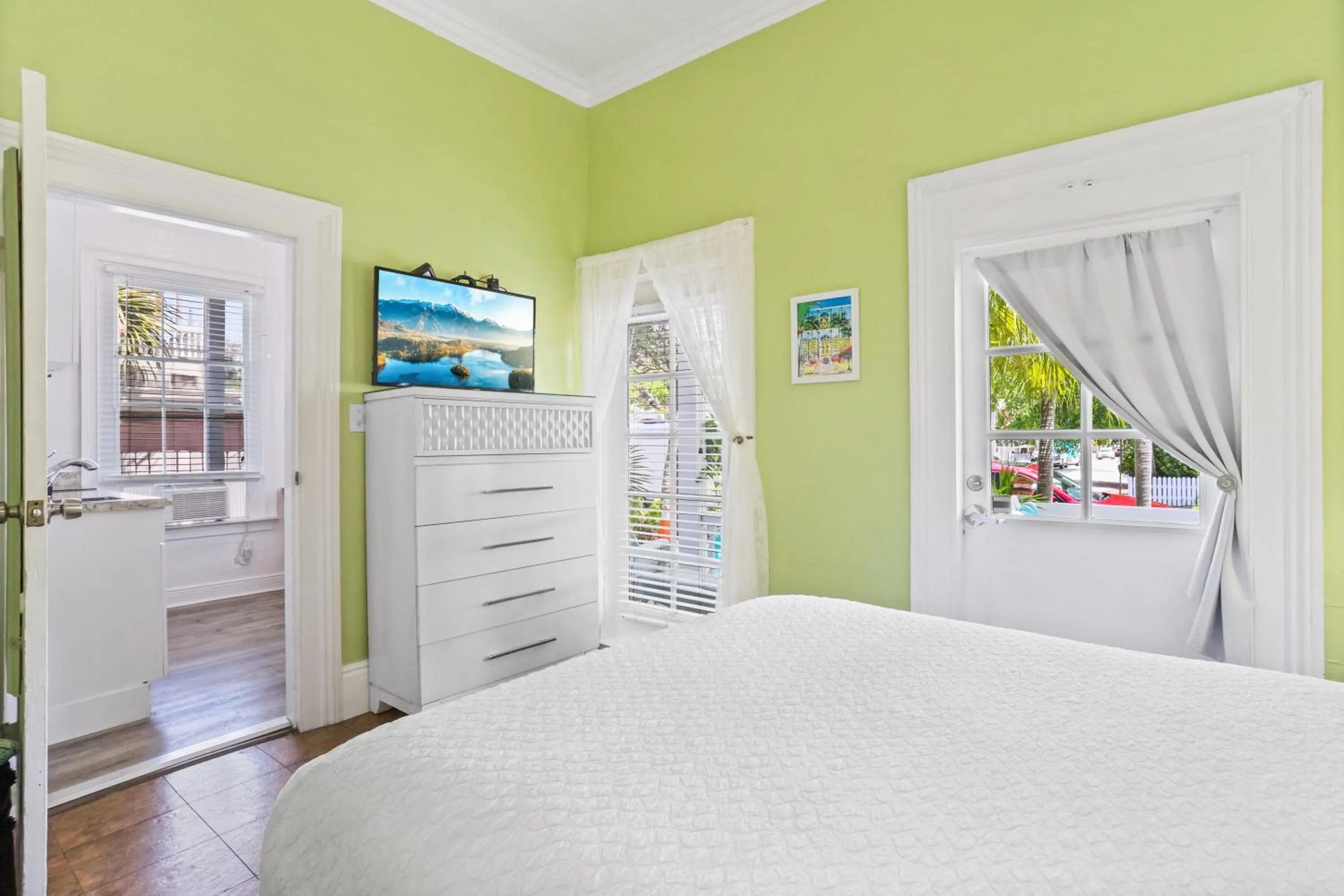 Bedroom, Bed in The Palms Hotel