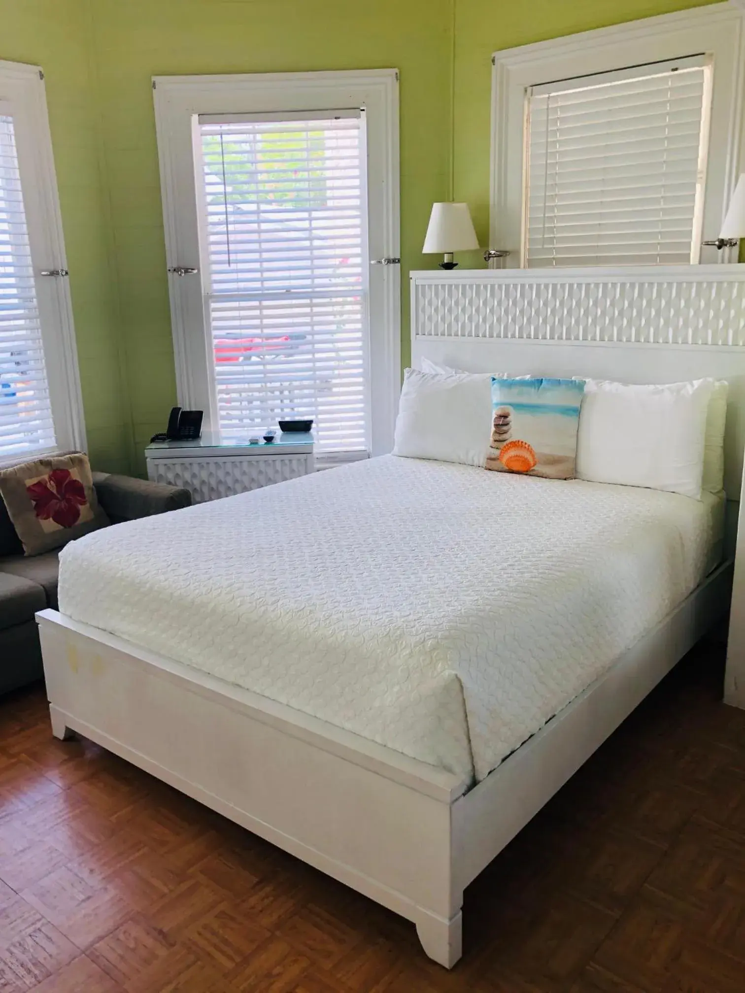 Bedroom, Bed in The Palms Hotel Bedroom, Bed in The Palms Hotel