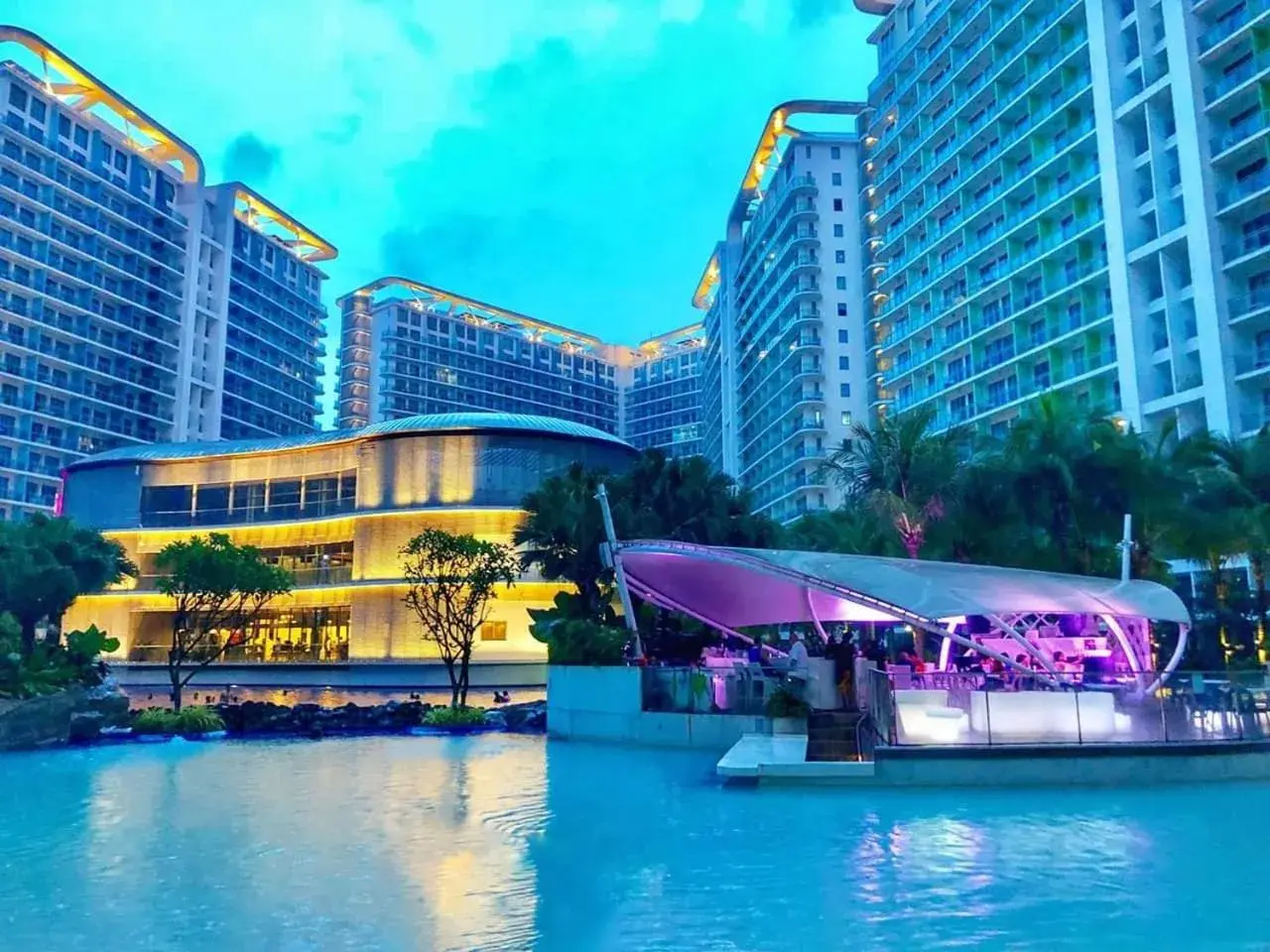 AZURE C4 BEACHPOOL balcony wifi MULTIPLE UNITS AZURE C4 BEACHPOOL balcony wifi MULTIPLE UNITS