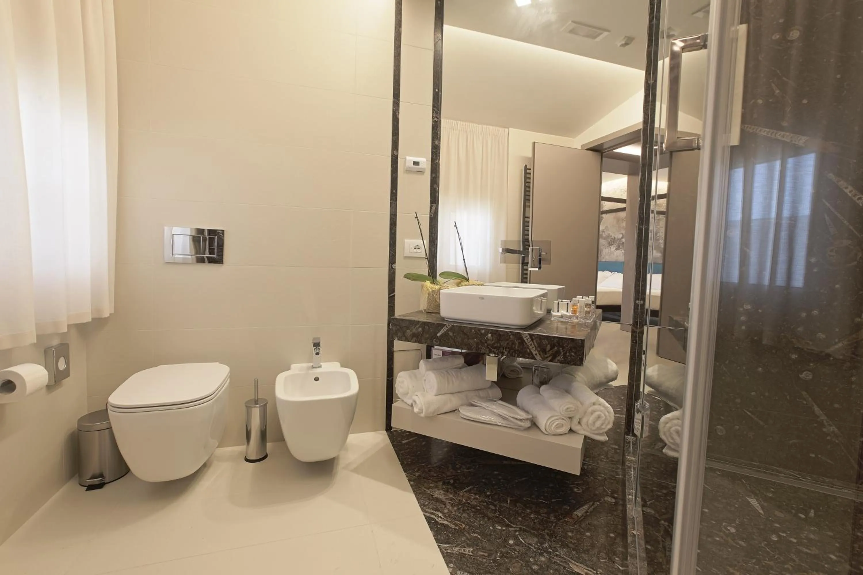 Bathroom in Hedoné Design Experience B&B