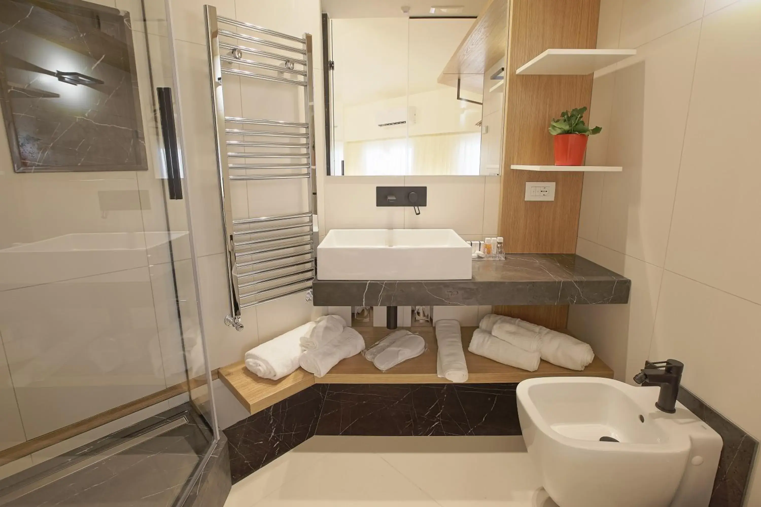 Deluxe Double Room with Extra Bed in Hedoné Design Experience B&B Deluxe Double Room with Extra Bed in Hedoné Design Experience B&B