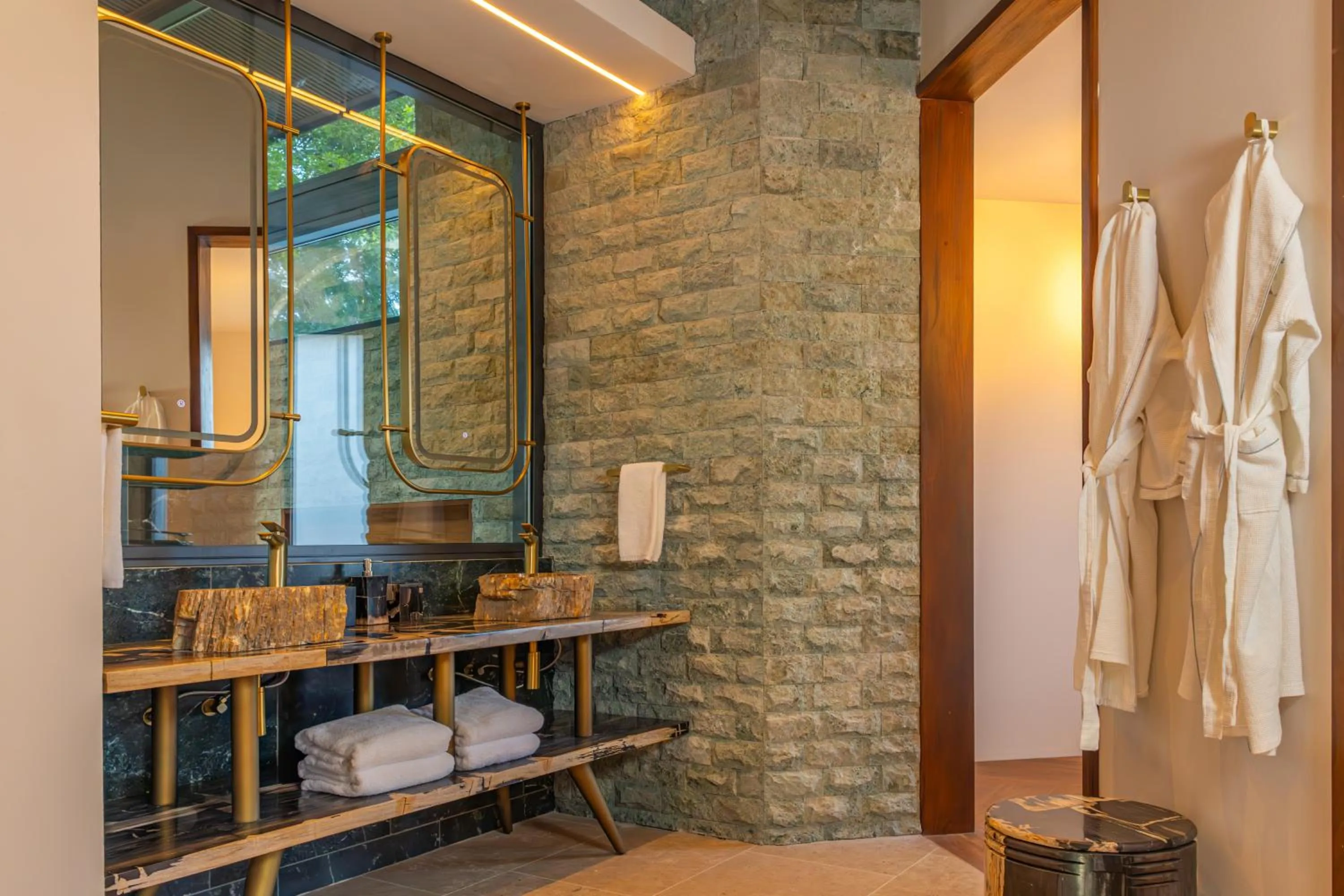 Bathroom in Noah's Forest Hotel by Tifakara